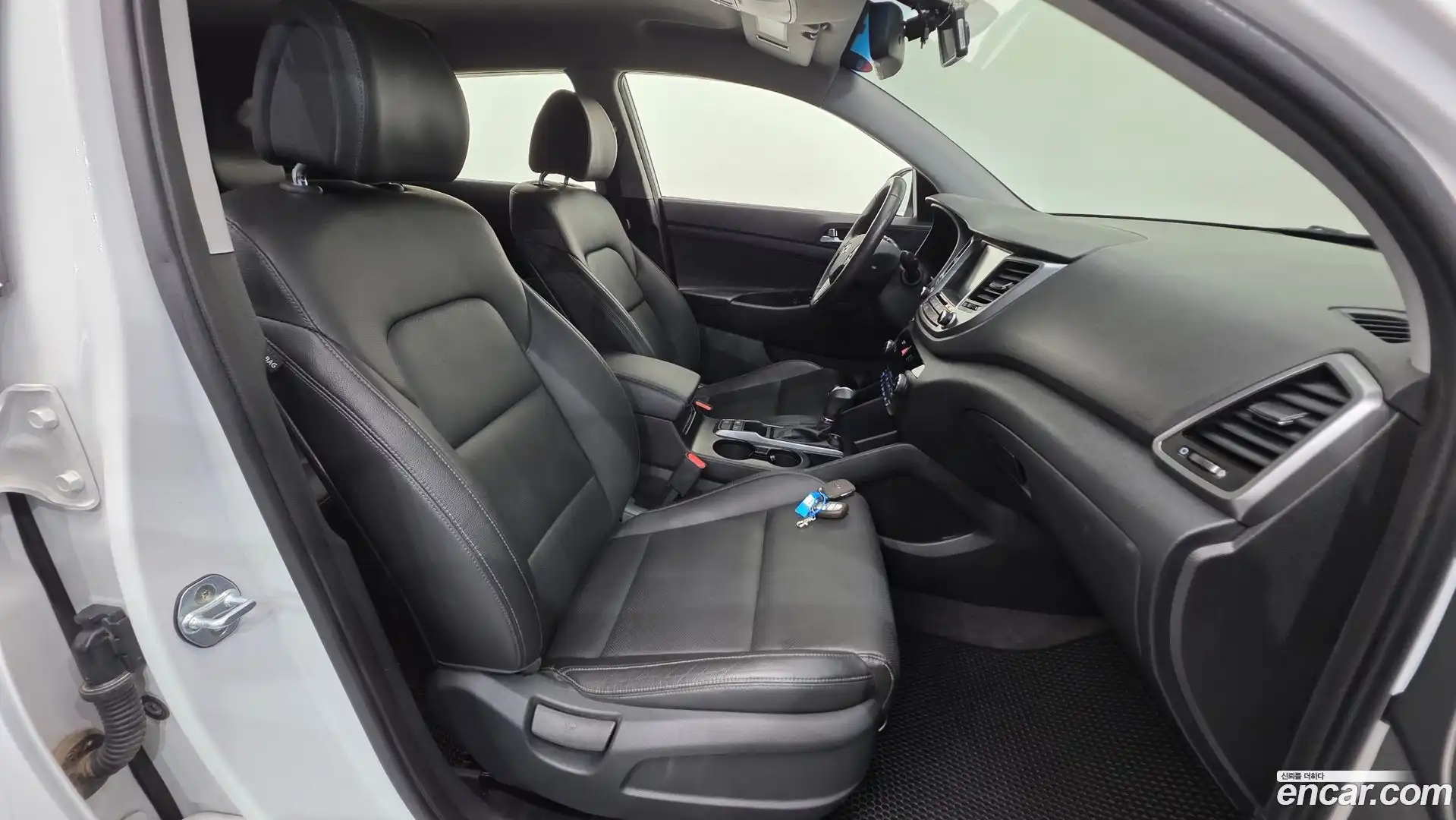 Tucson Hyundai 2018.2-INNER-010