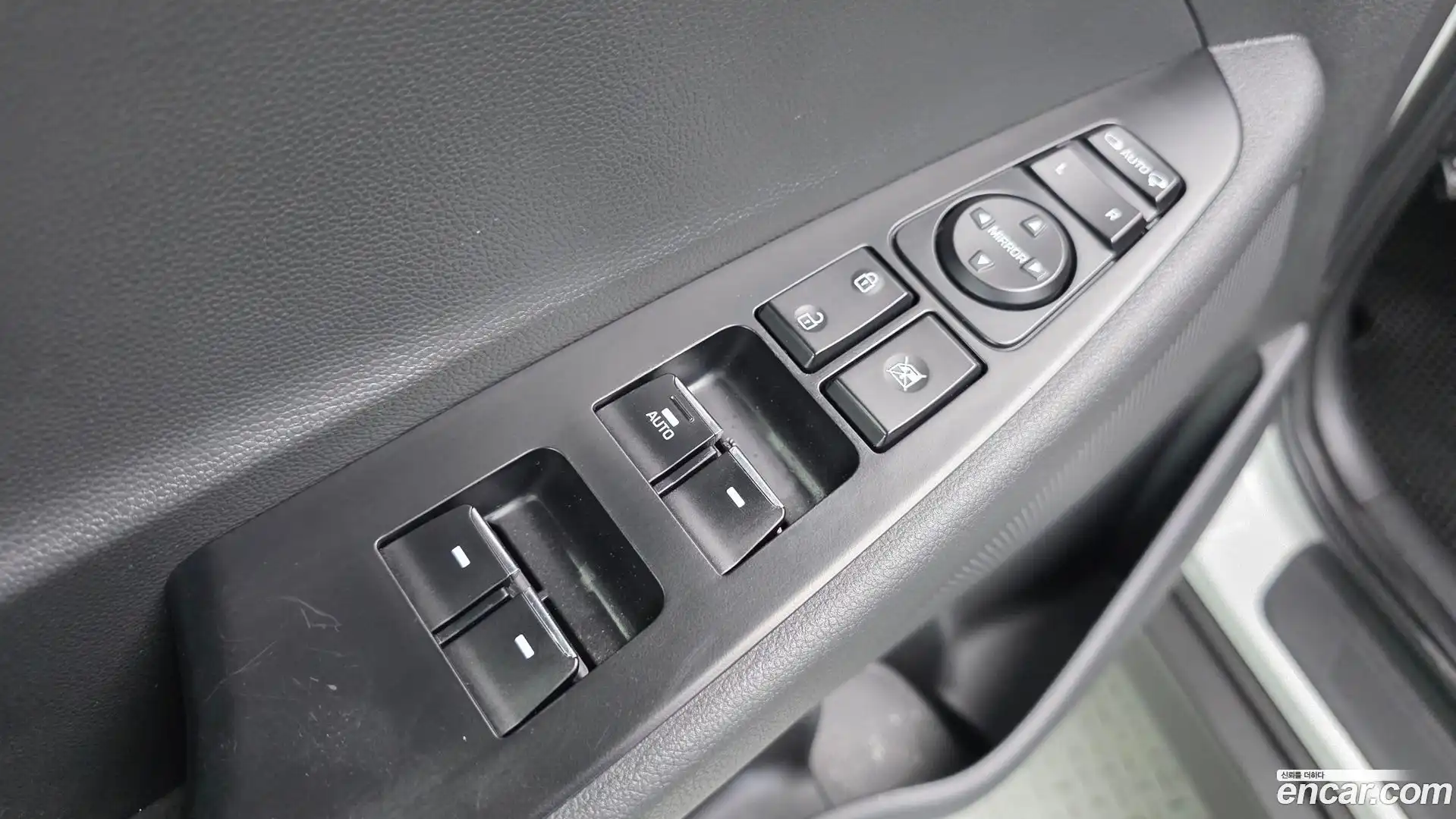 Tucson Hyundai 2018.2-OPTION-016