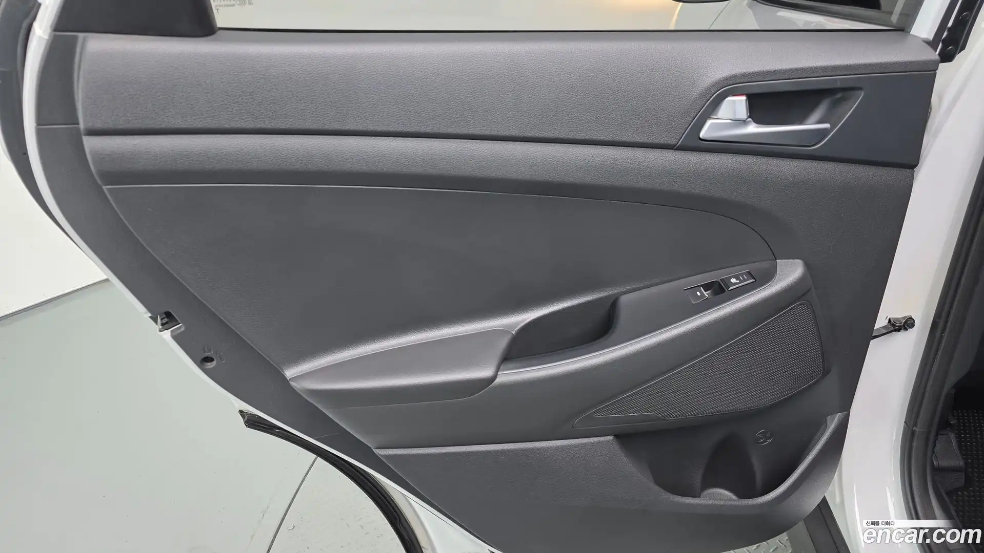 Tucson Hyundai 2018.2-INNER-035