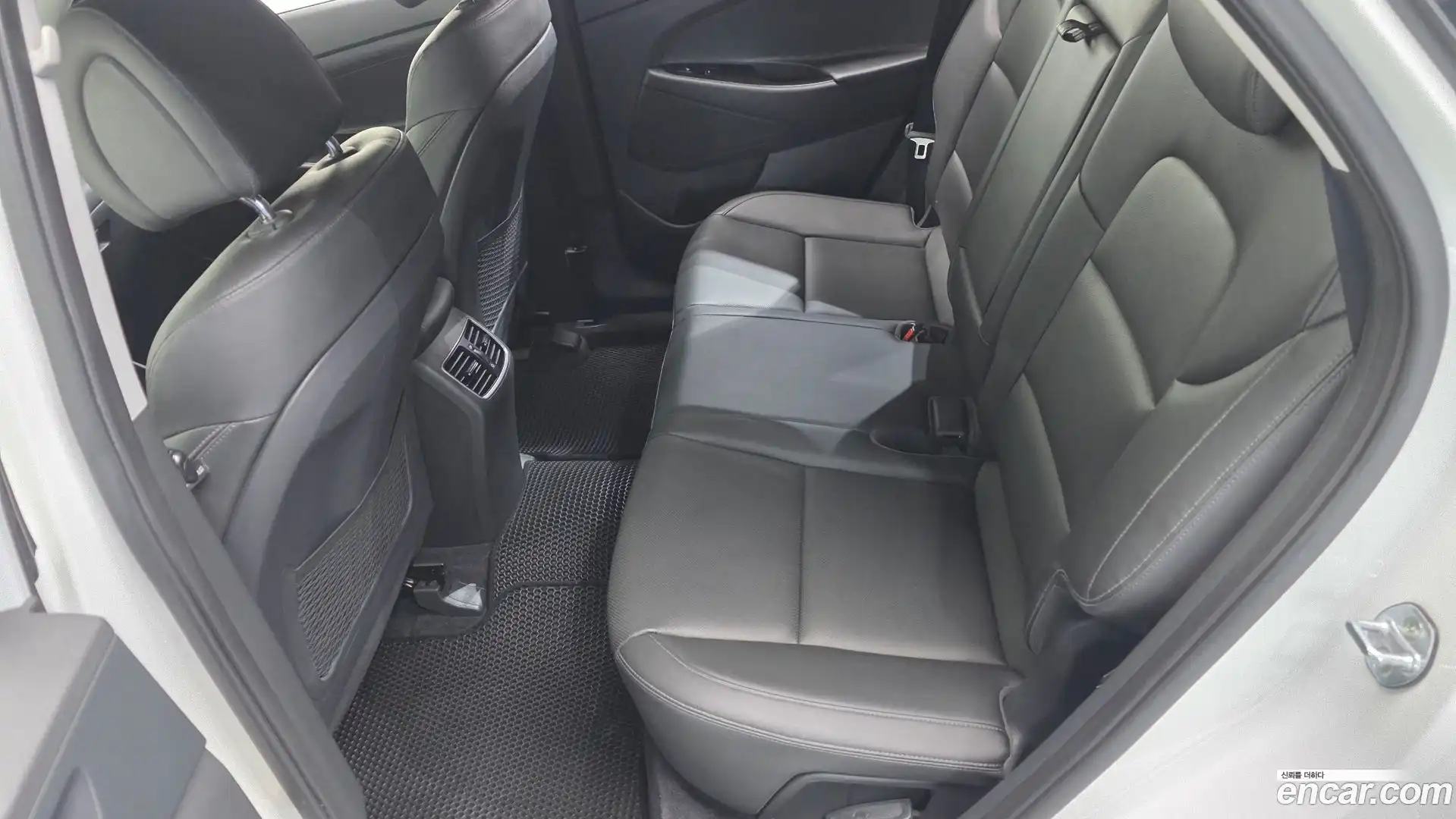 Tucson Hyundai 2018.2-INNER-036