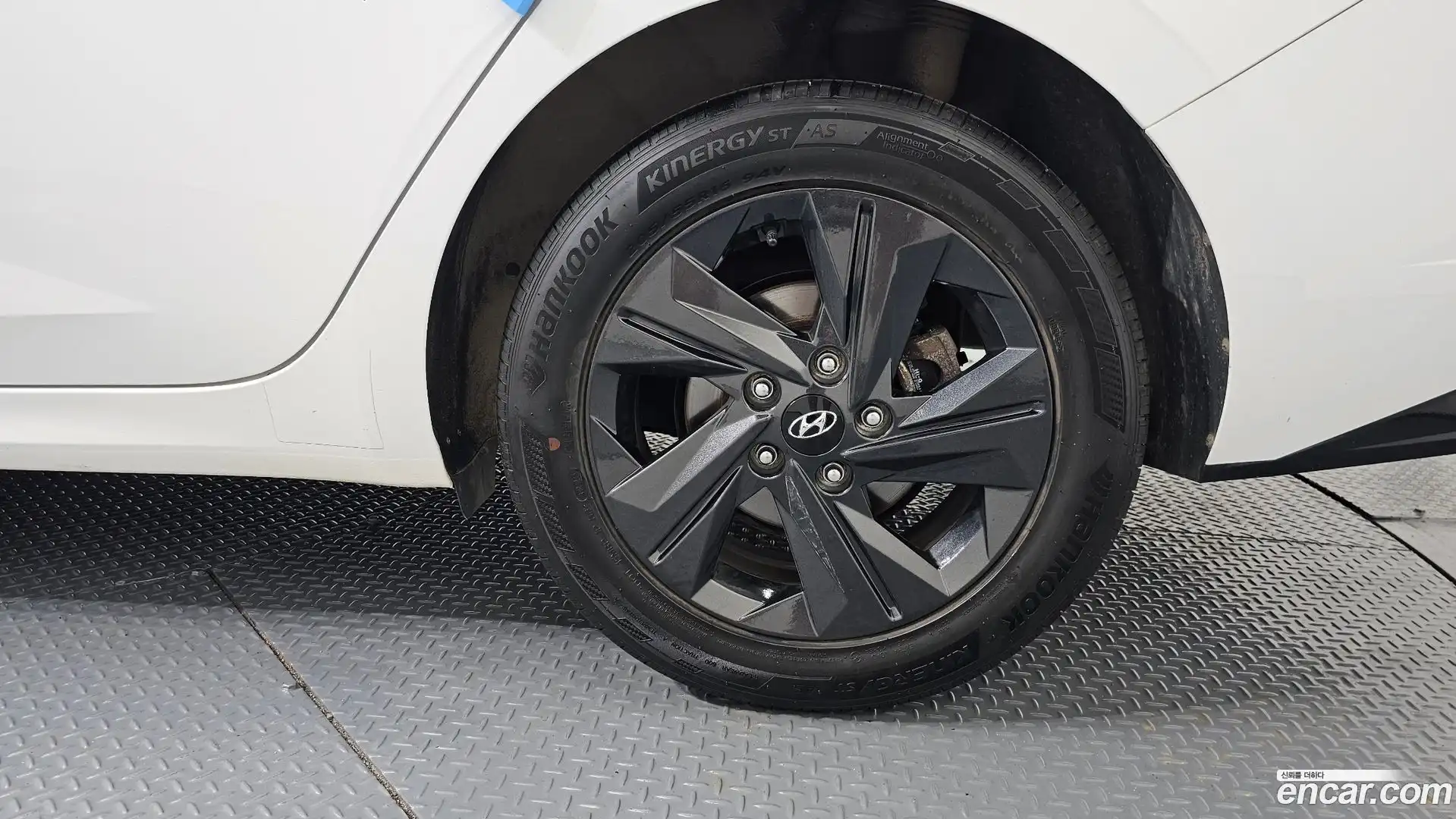AVANTE Hyundai 2020.4-OUTER-031