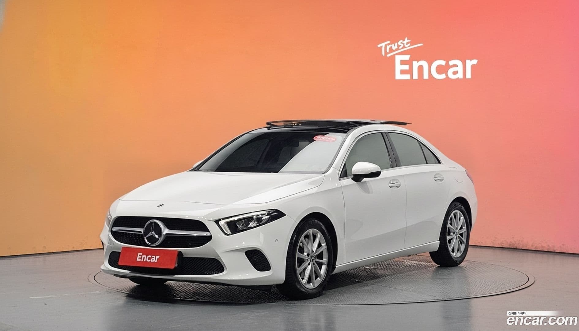 Main__Slider__Photo:A-Class Mercedes-Benz 2020.8-0