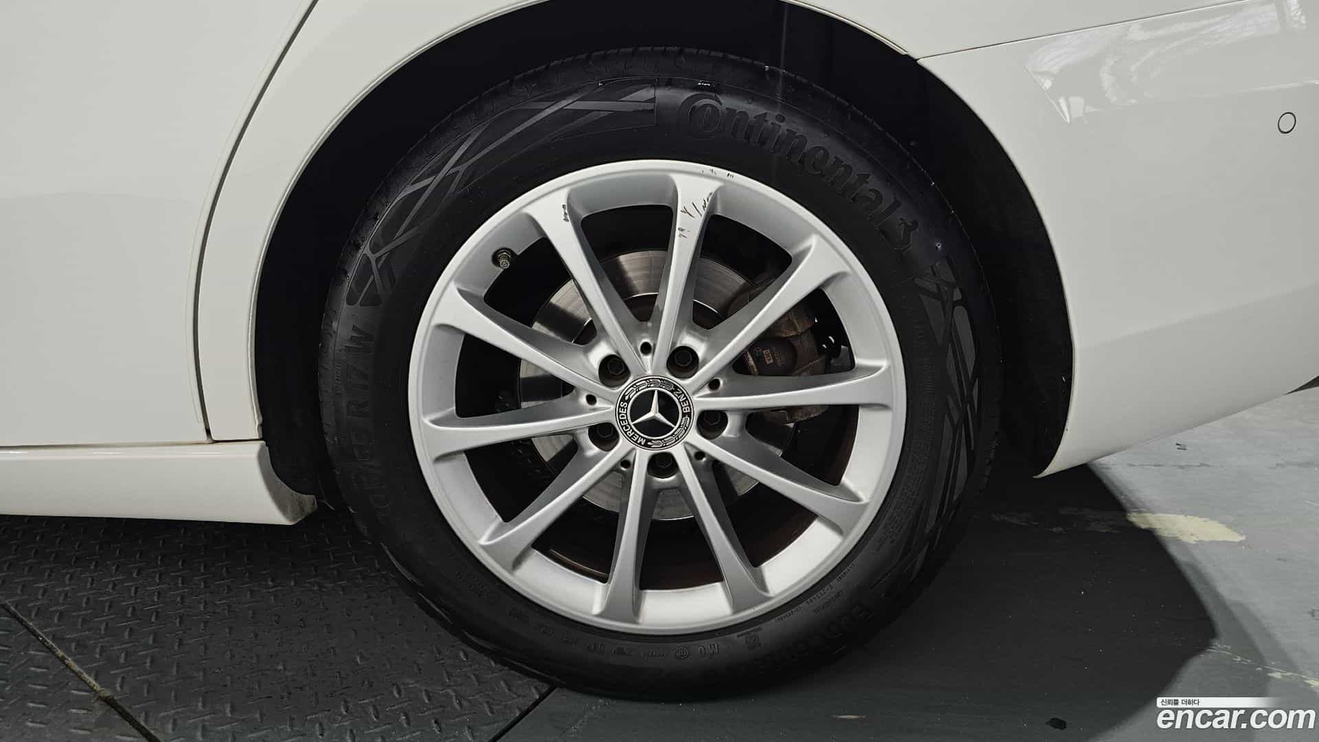 A-Class Mercedes-Benz 2020.8-OUTER-031