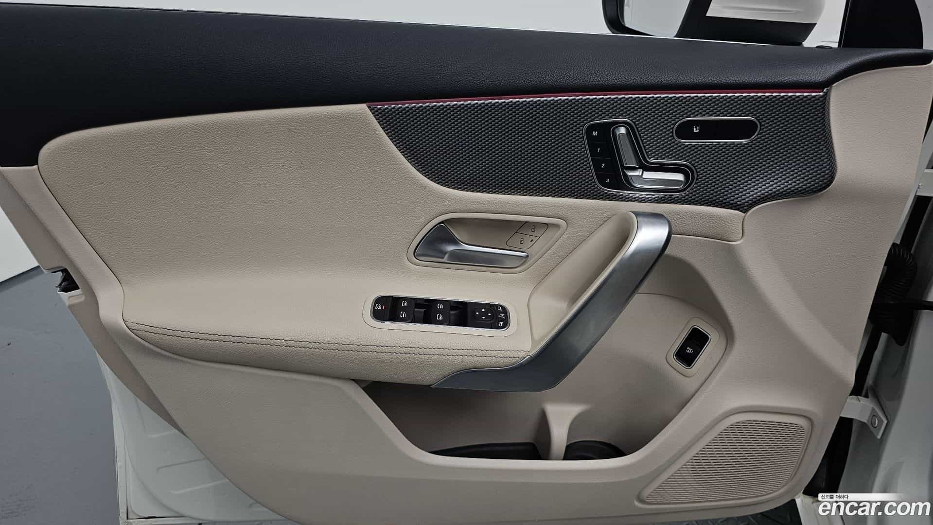 A-Class Mercedes-Benz 2020.8-INNER-034