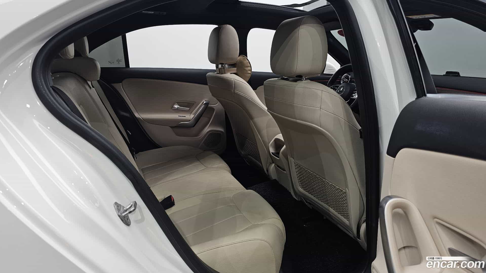 A-Class Mercedes-Benz 2020.8-INNER-036