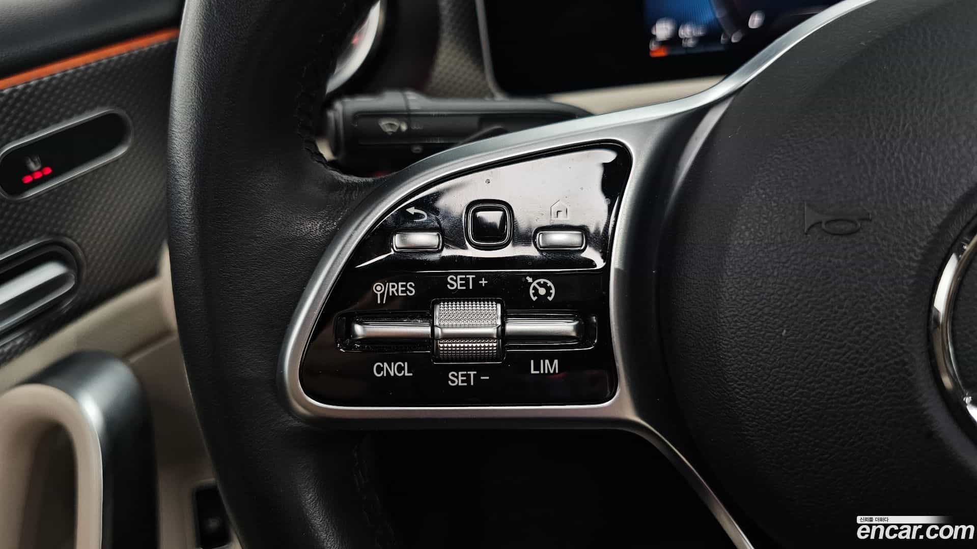 A-Class Mercedes-Benz 2020.8-OPTION-043