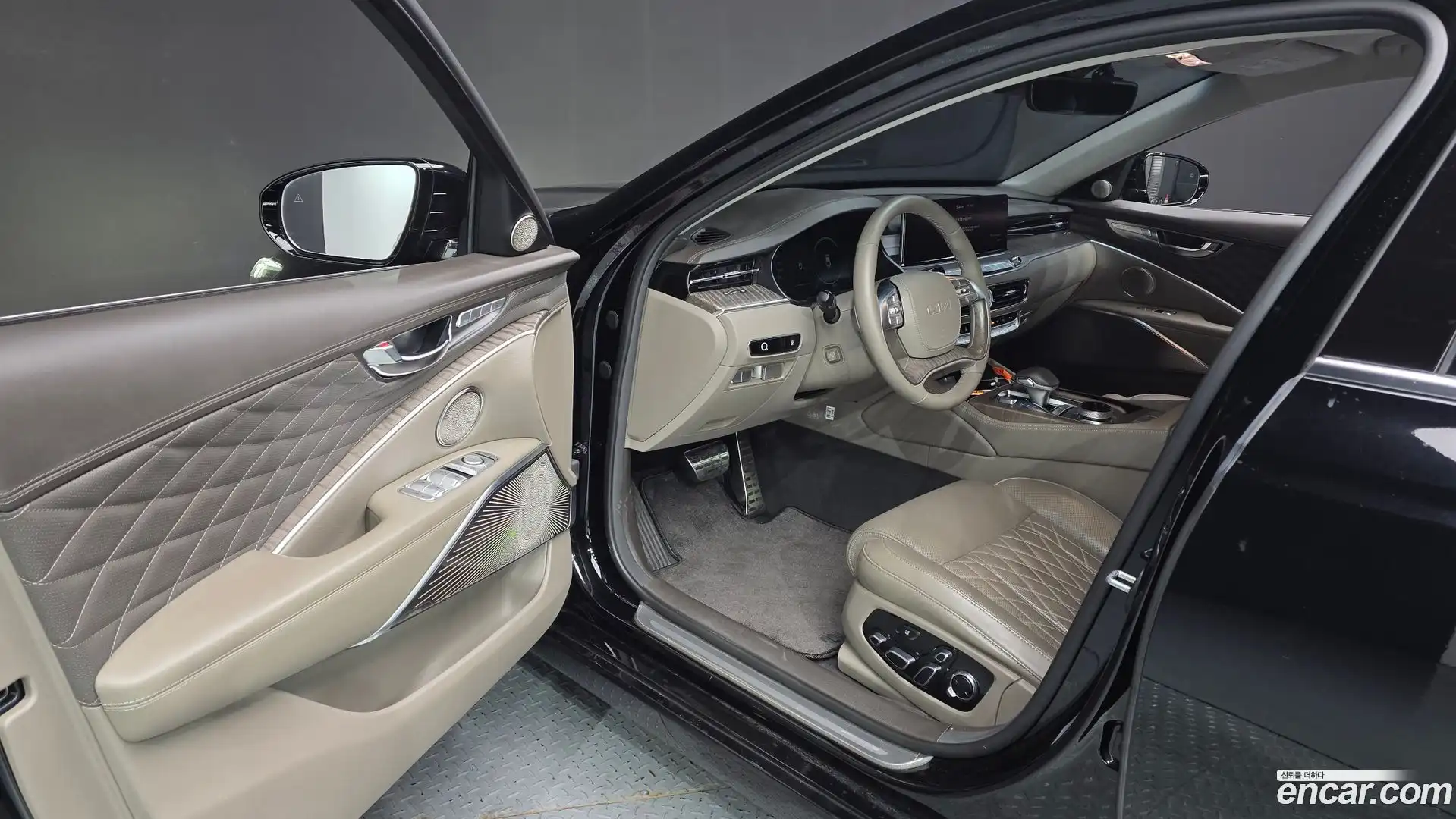 K9 Kia 2023.9-INNER-010