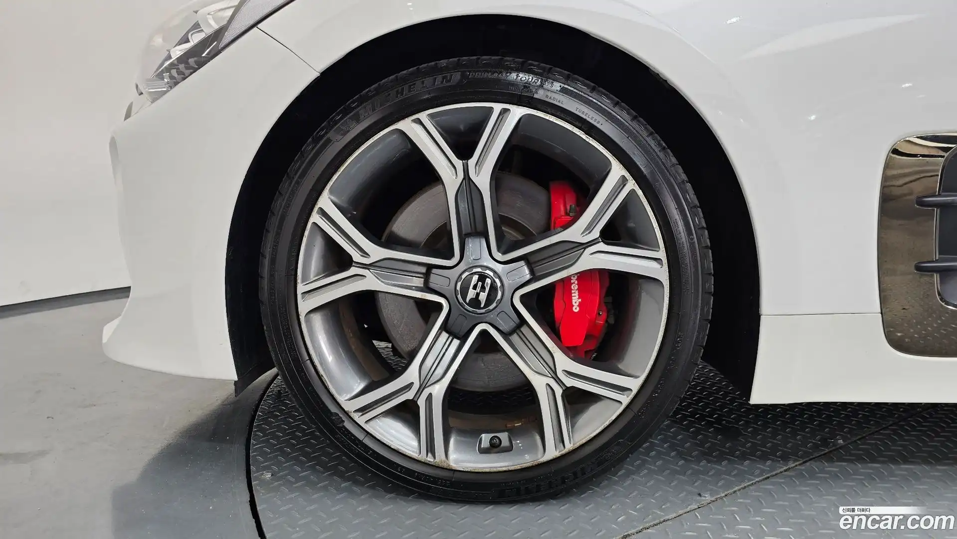 Stinger Kia 2017.8-OUTER-005