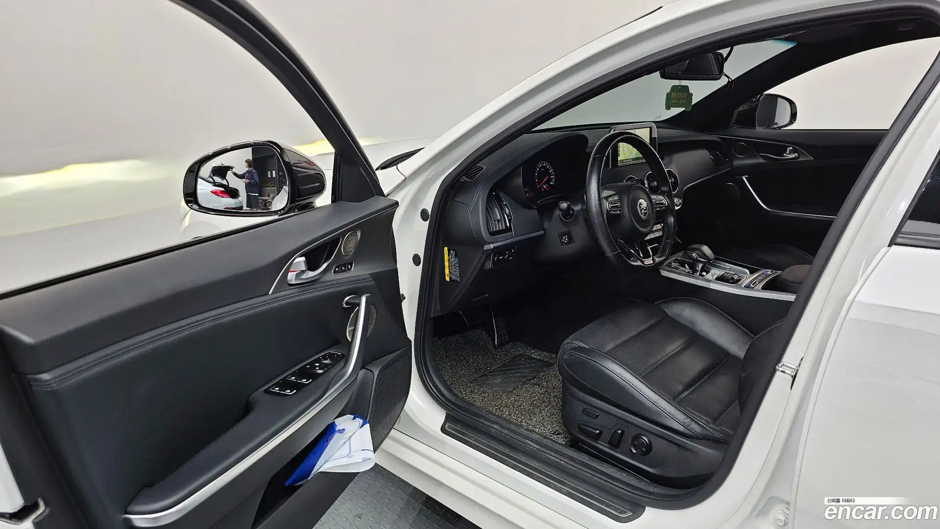 Stinger Kia 2017.8-INNER-010