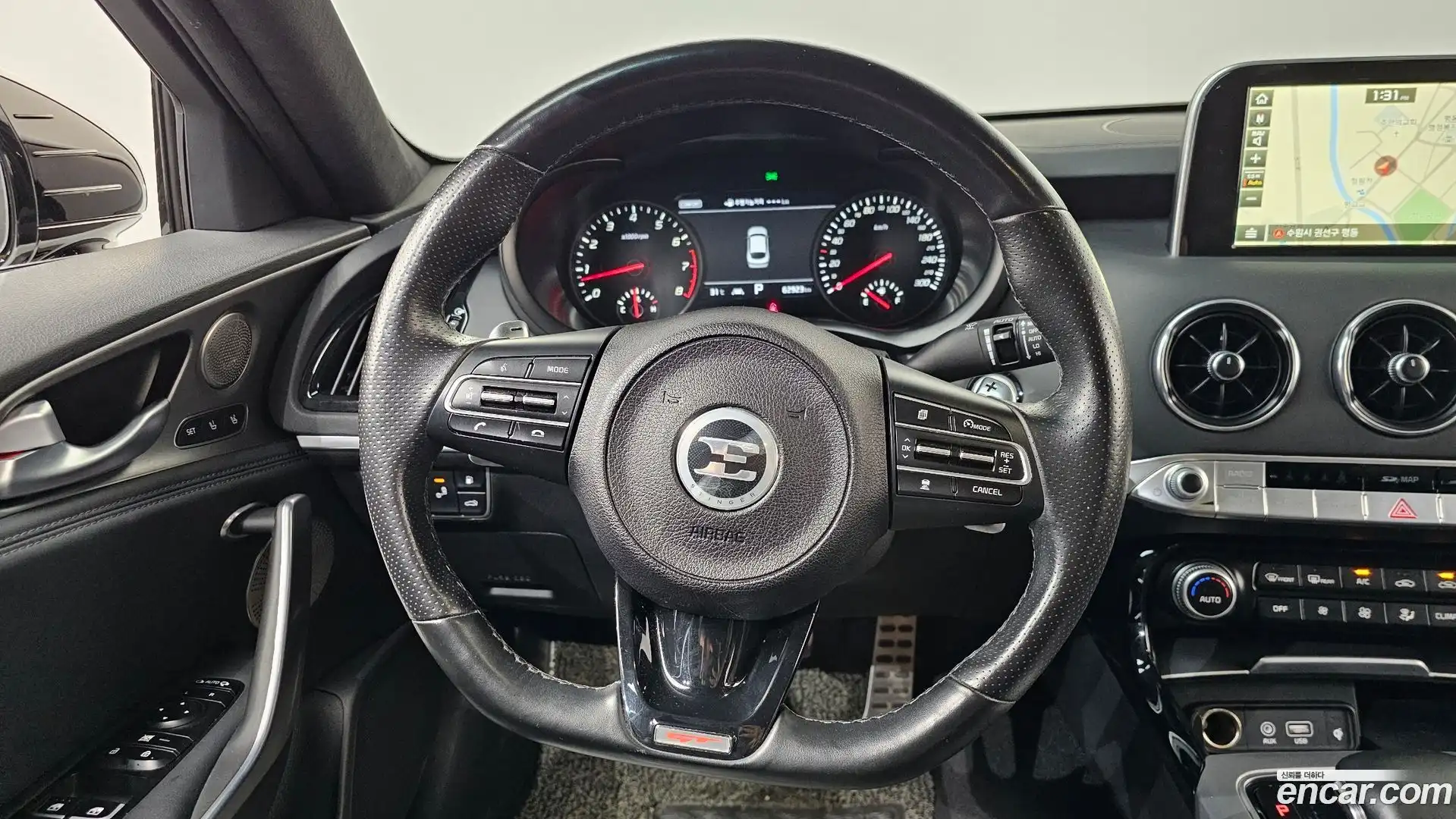 Stinger Kia 2017.8-OPTION-016