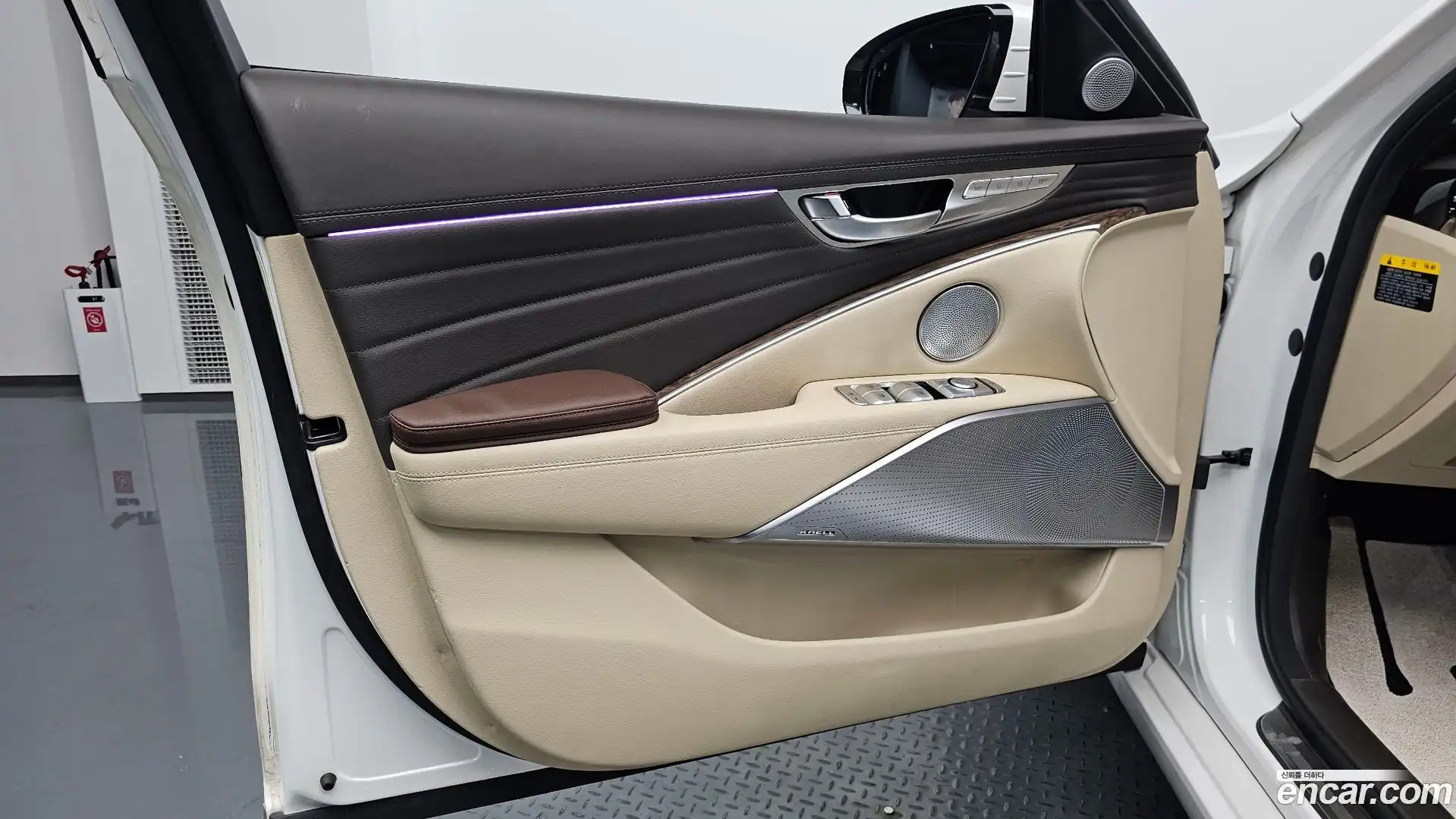 K9 Kia 2018.4-INNER-034