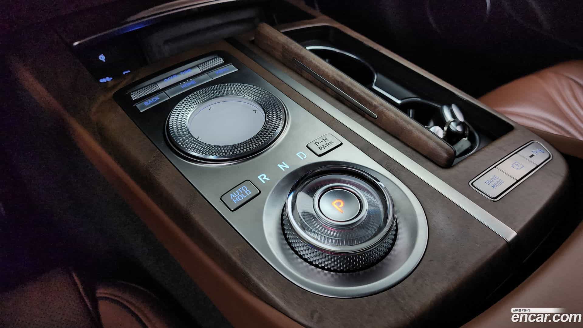 G80 Genesis 2022.0-INNER-009