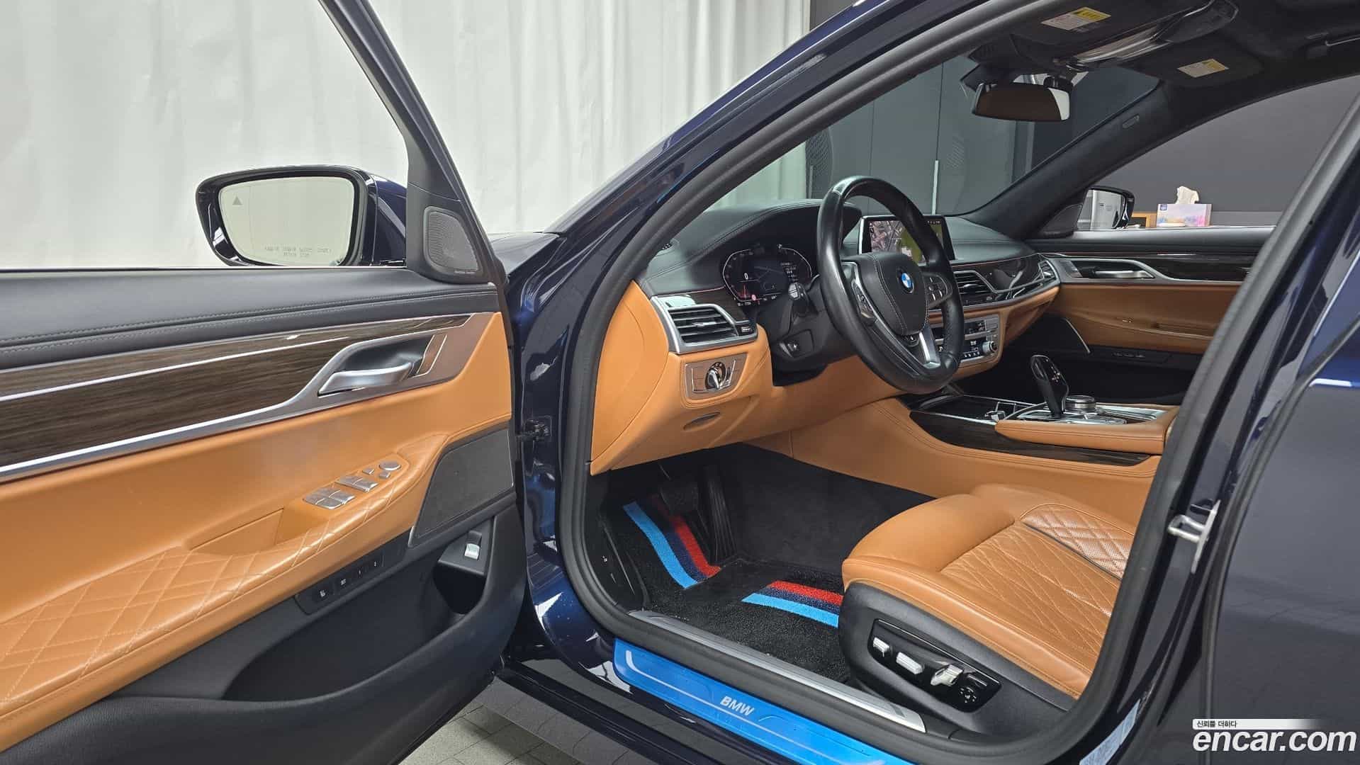 7-Series BMW 2020.3-INNER-010