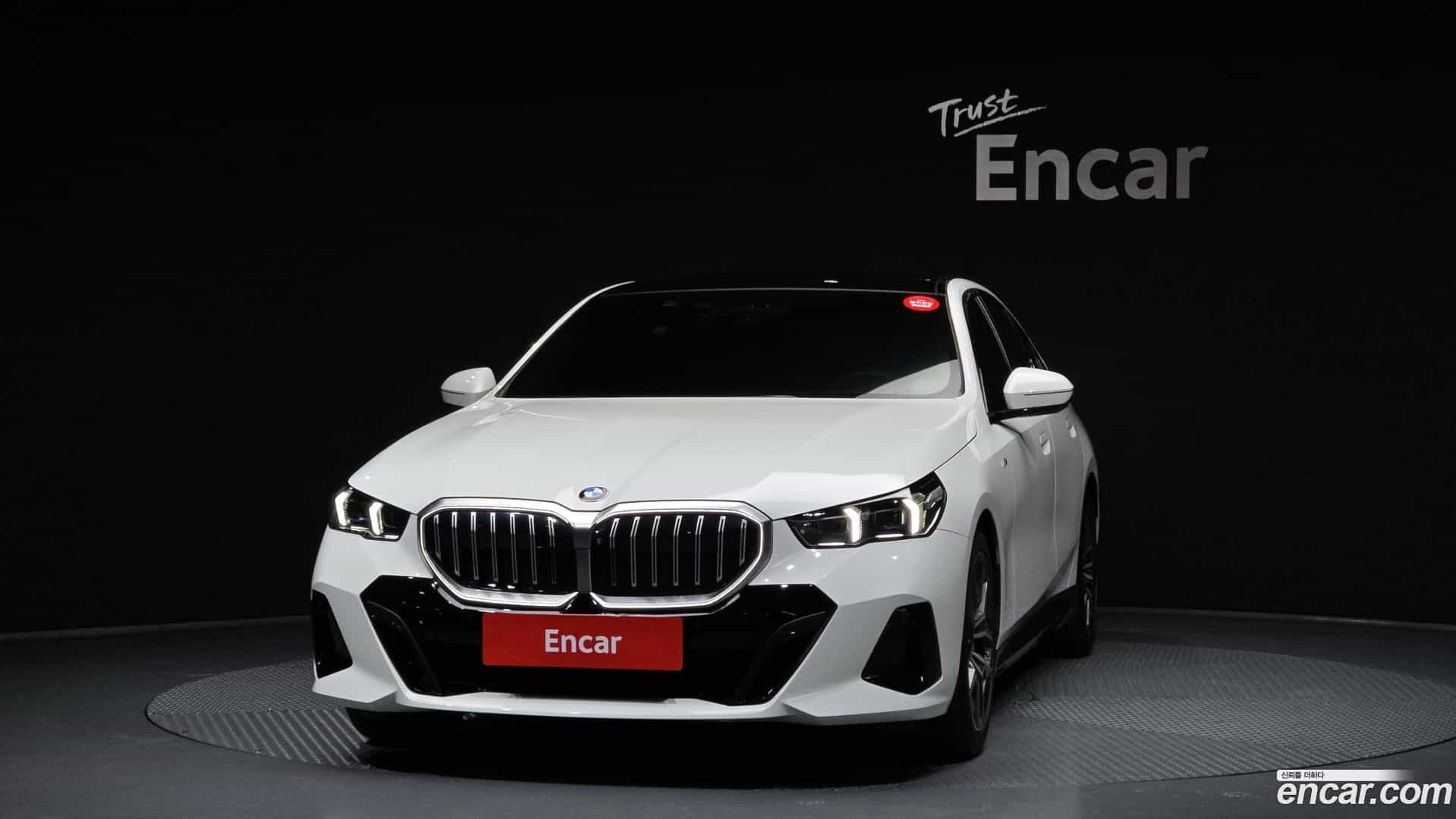 5-Series BMW 2024.7-OUTER-003