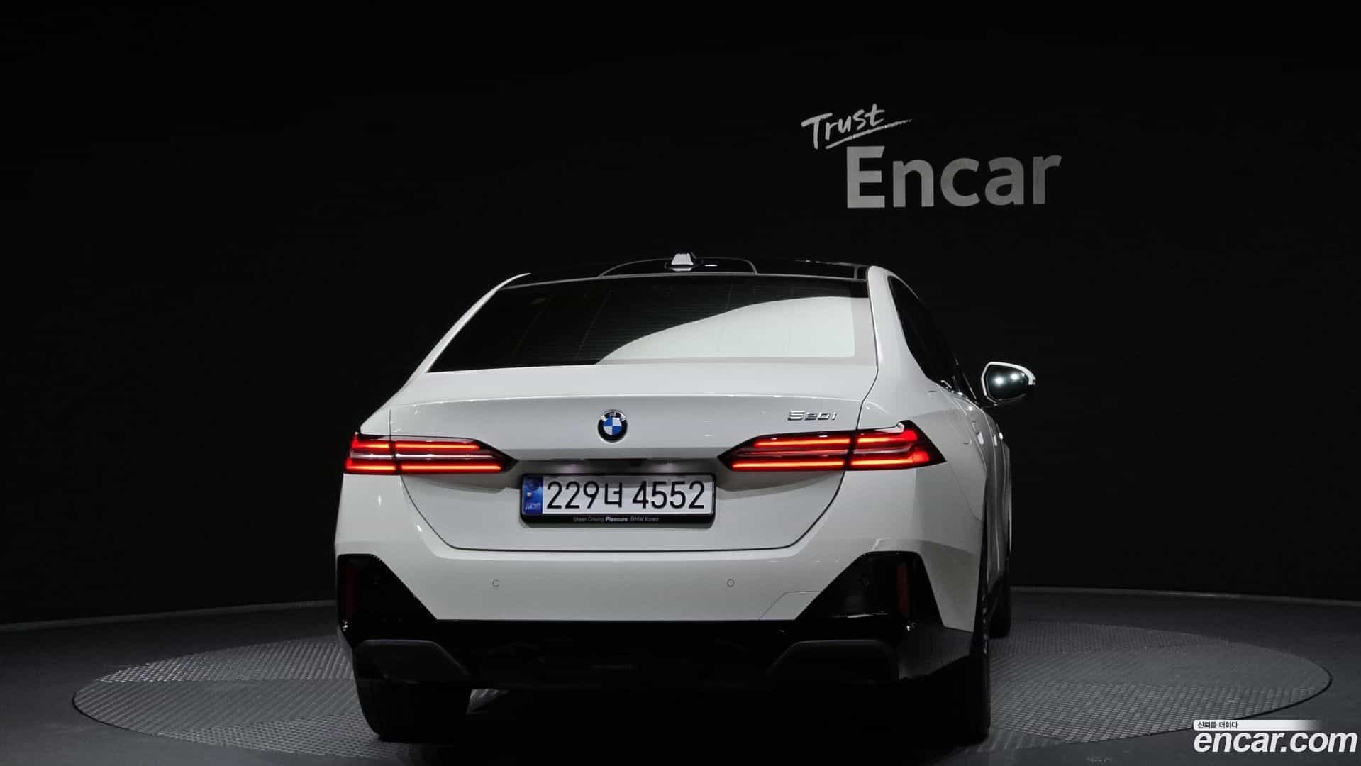 5-Series BMW 2024.7-OUTER-004