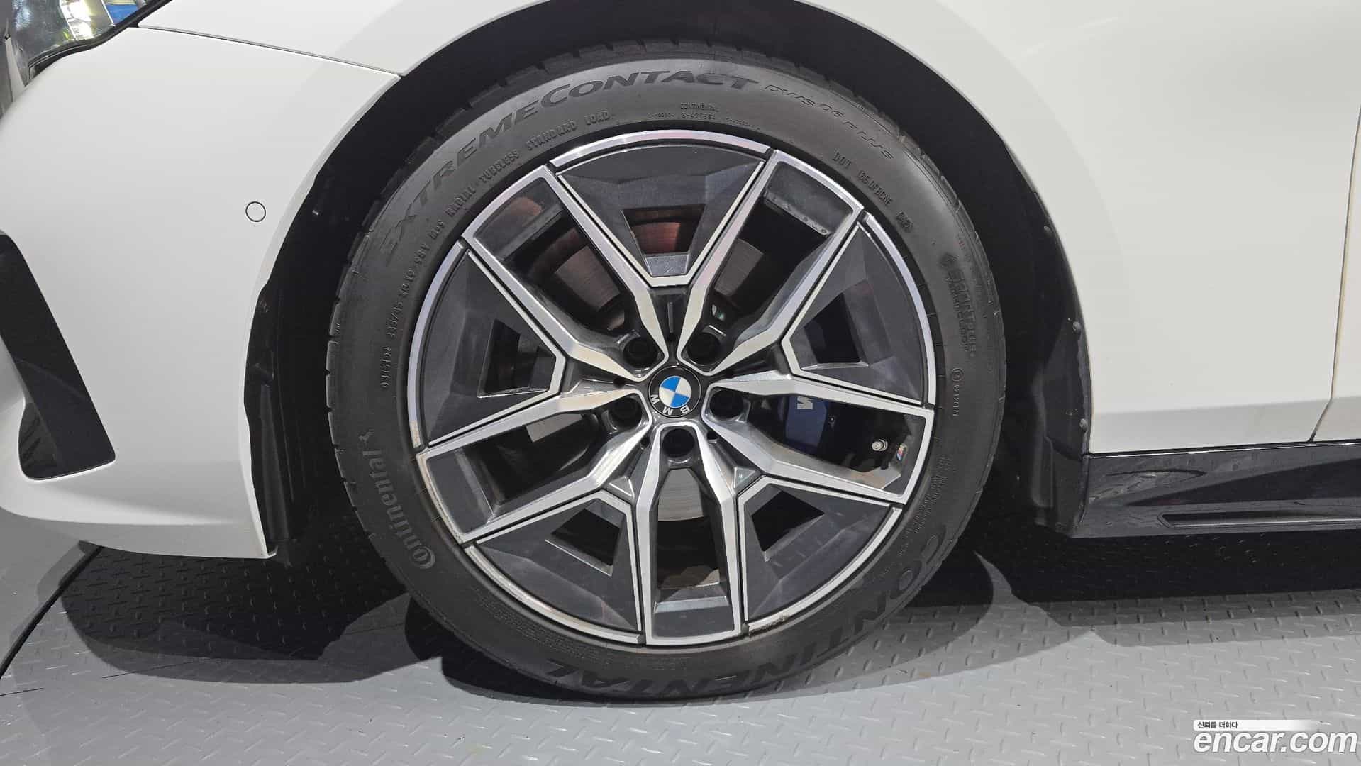 5-Series BMW 2024.7-OUTER-005