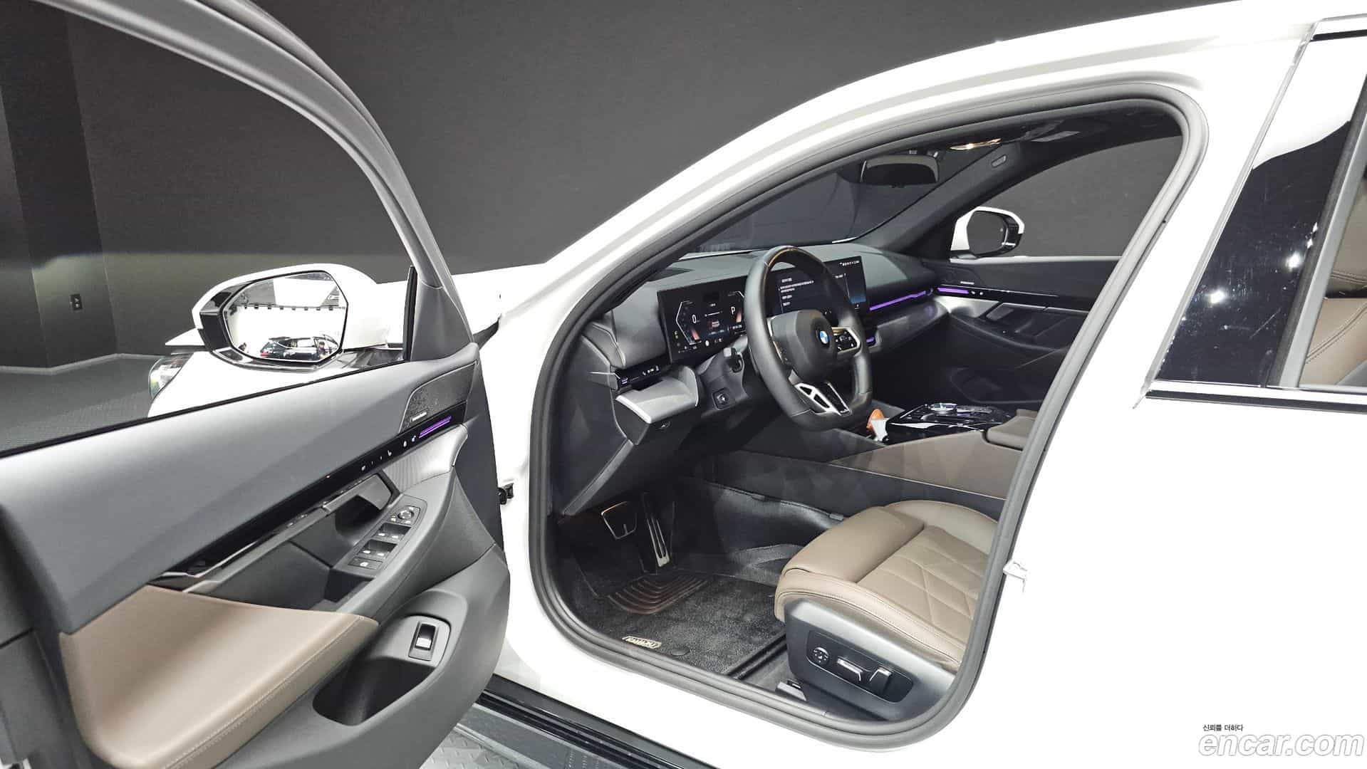 5-Series BMW 2024.7-INNER-010