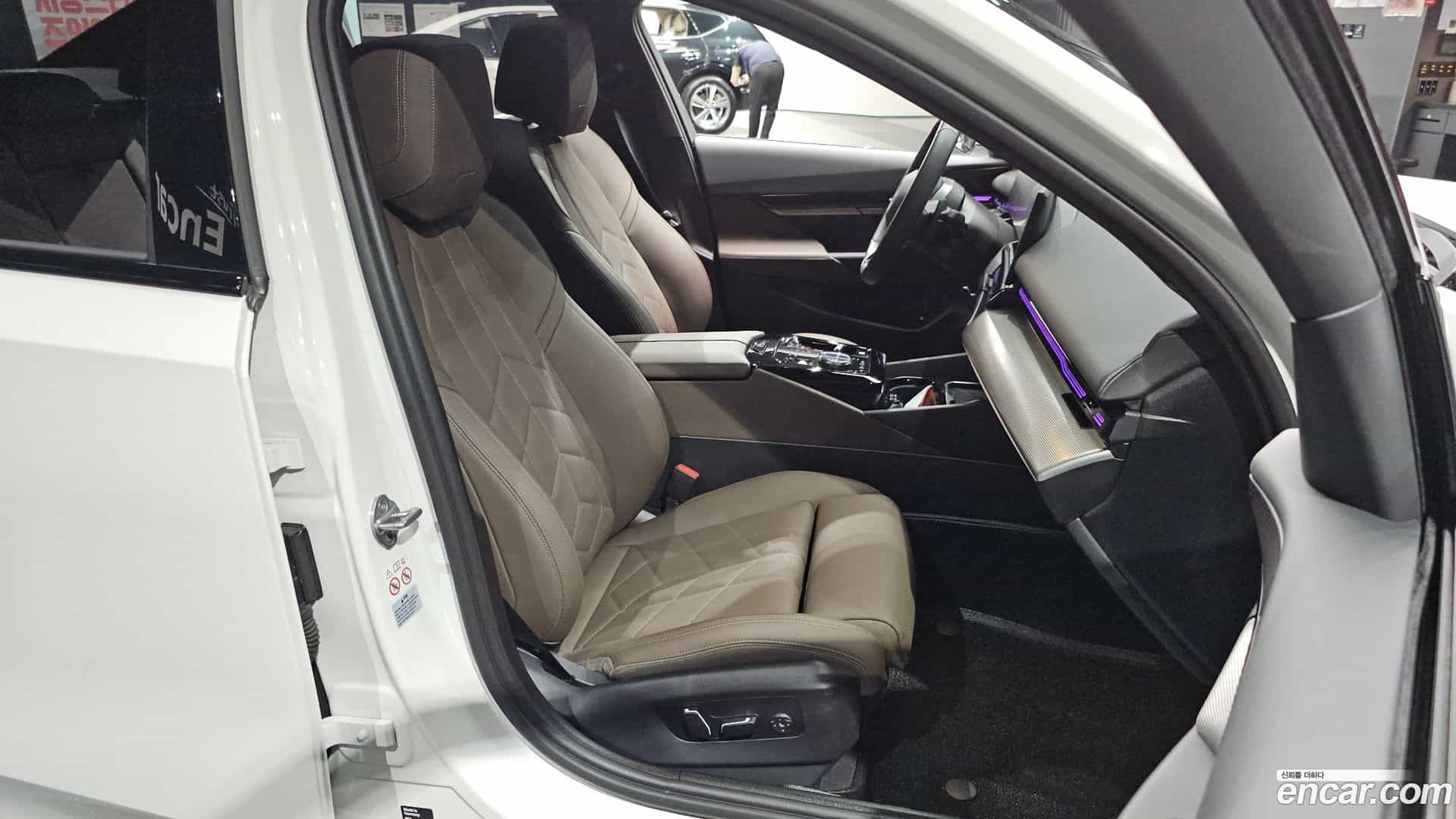 5-Series BMW 2024.7-OPTION-016