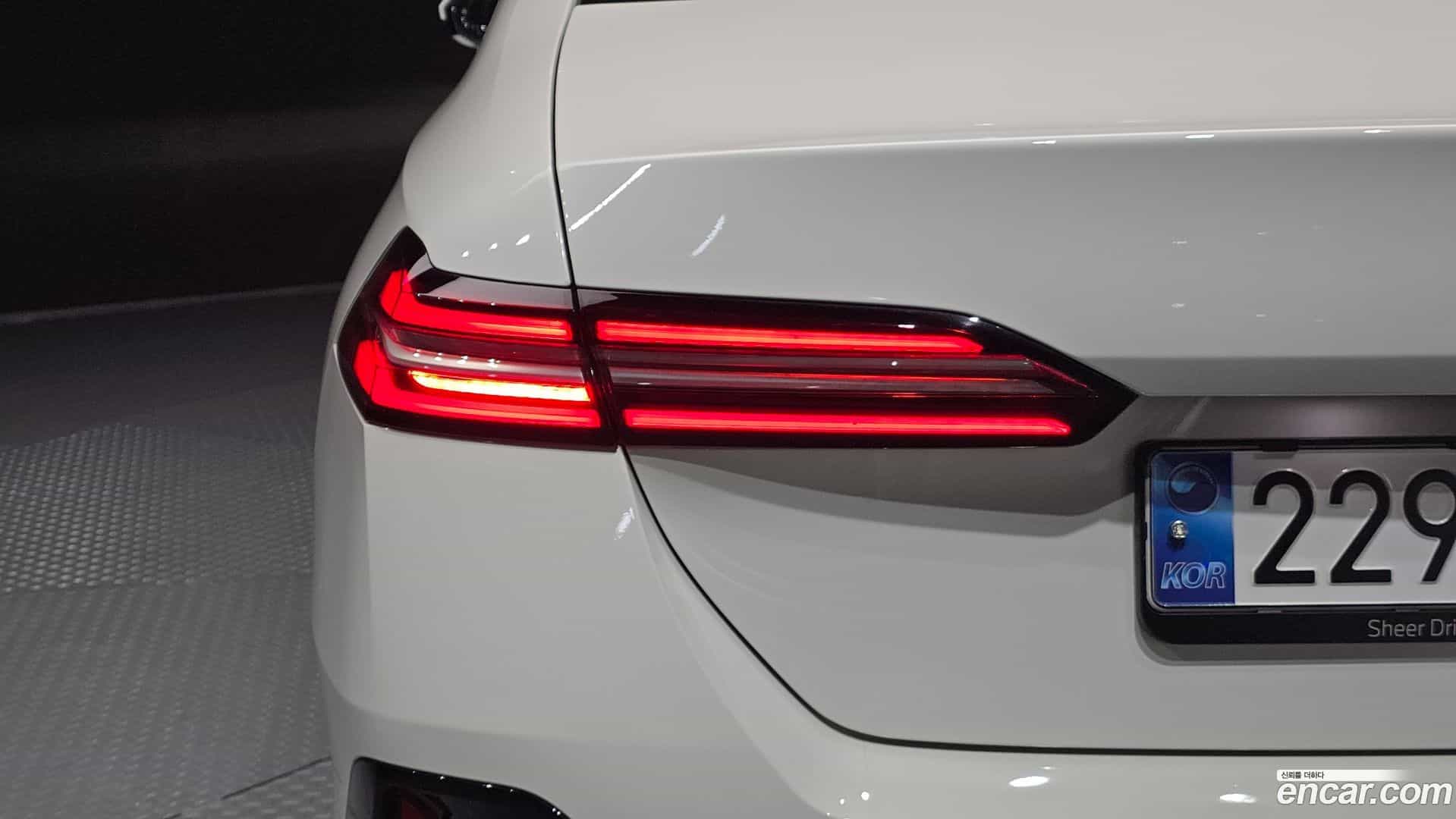 5-Series BMW 2024.7-OUTER-033