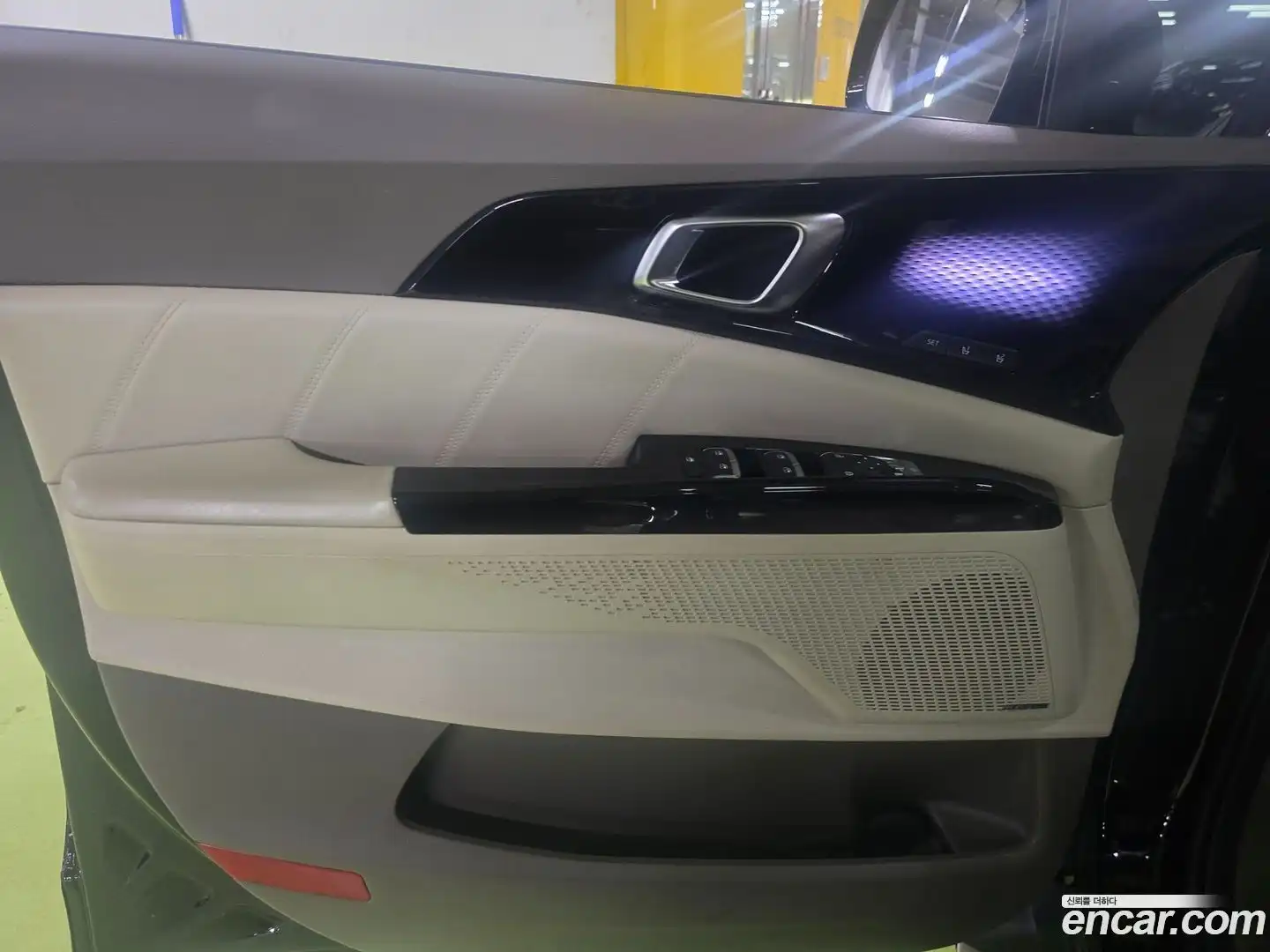 Canival Kia 2023.0-OPTION-023
