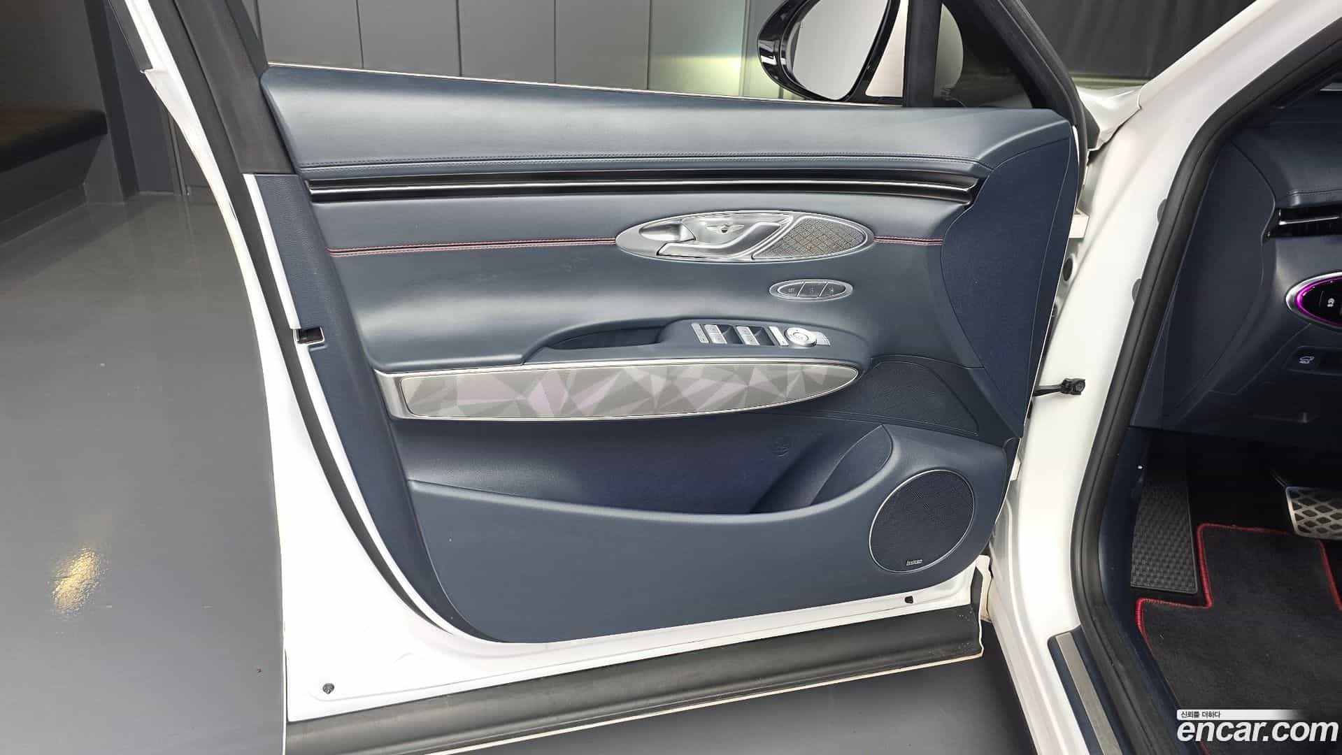 GV70 Genesis 2021.6-INNER-034