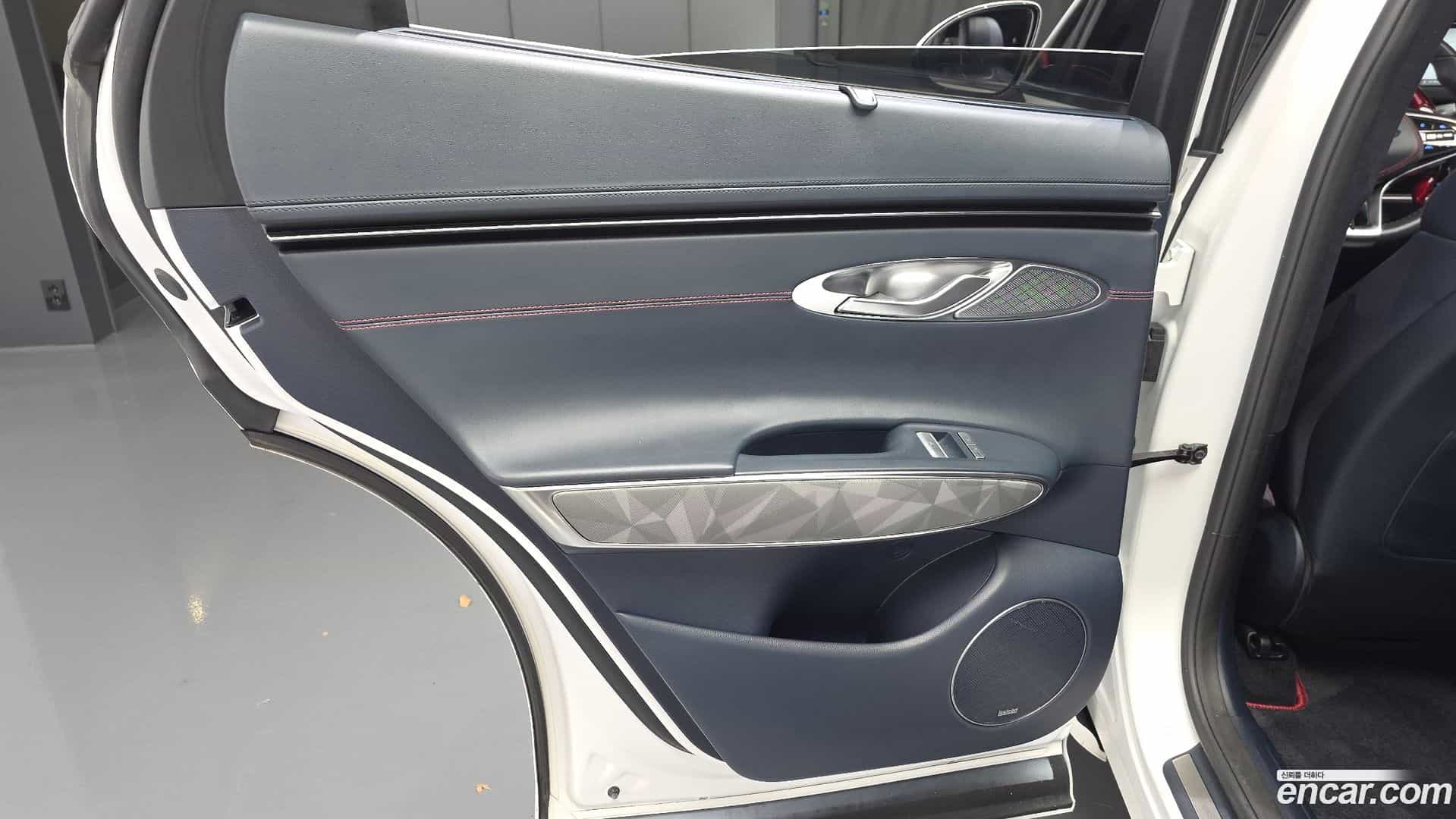 GV70 Genesis 2021.6-INNER-035