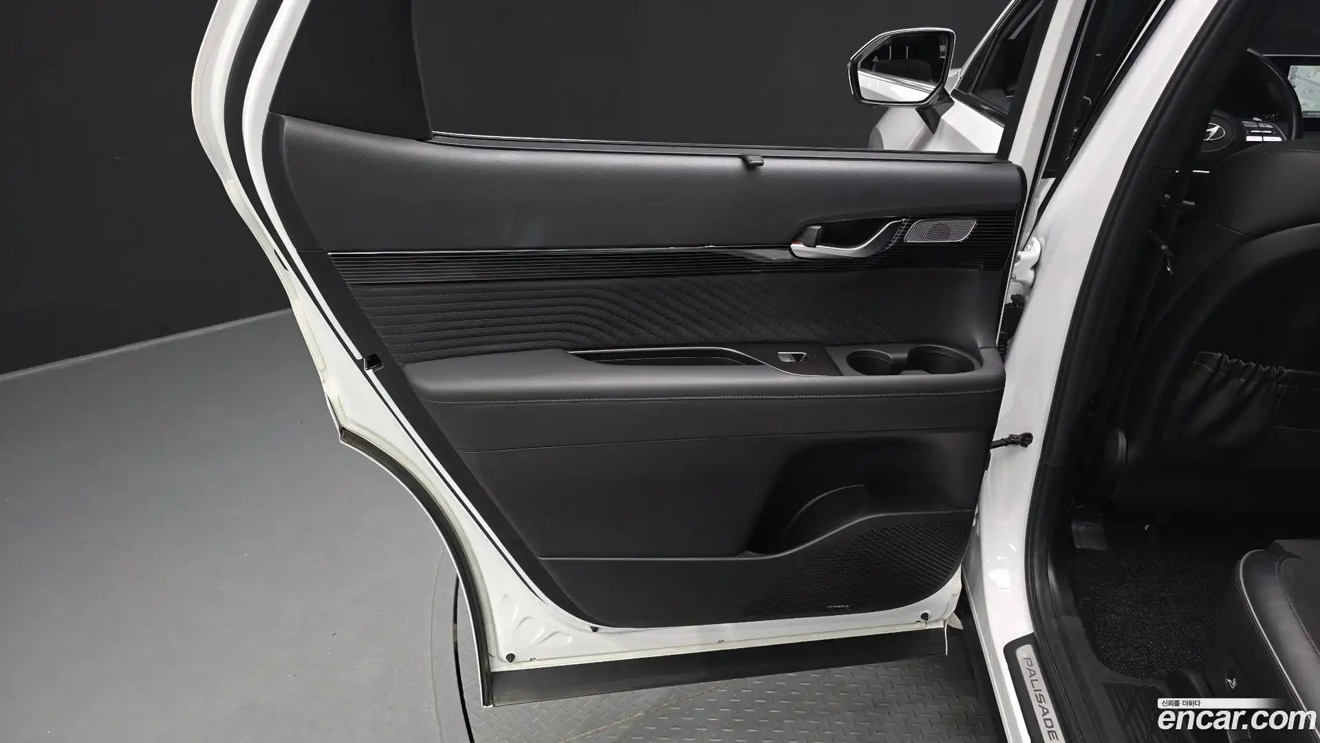 Palisade Hyundai 2023.8-INNER-035