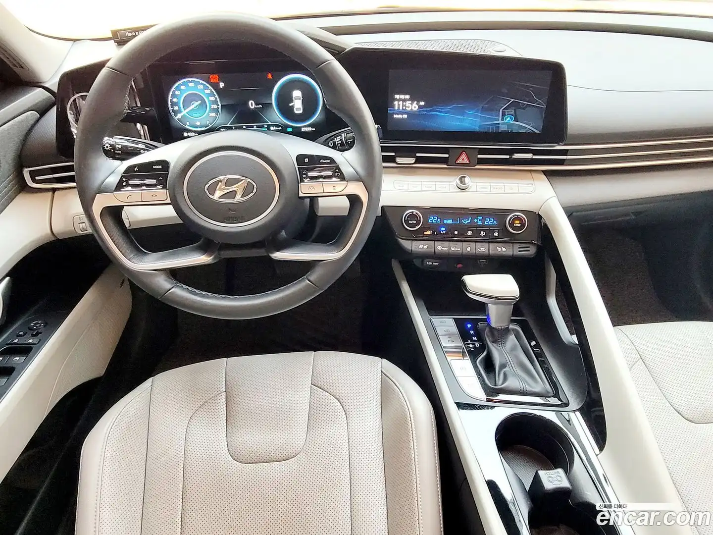 AVANTE Hyundai 2020.5-INNER-009