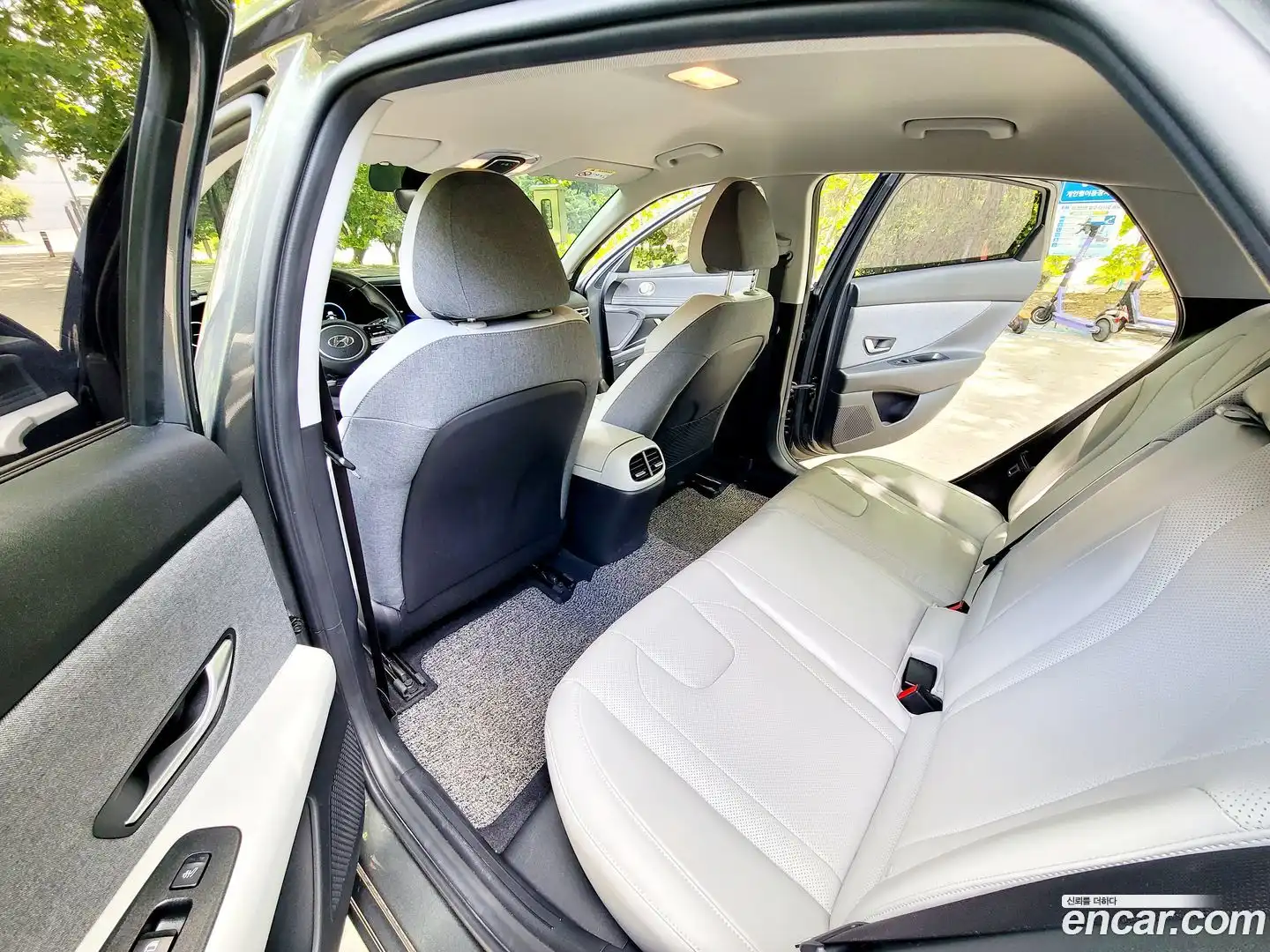 AVANTE Hyundai 2020.5-INNER-010