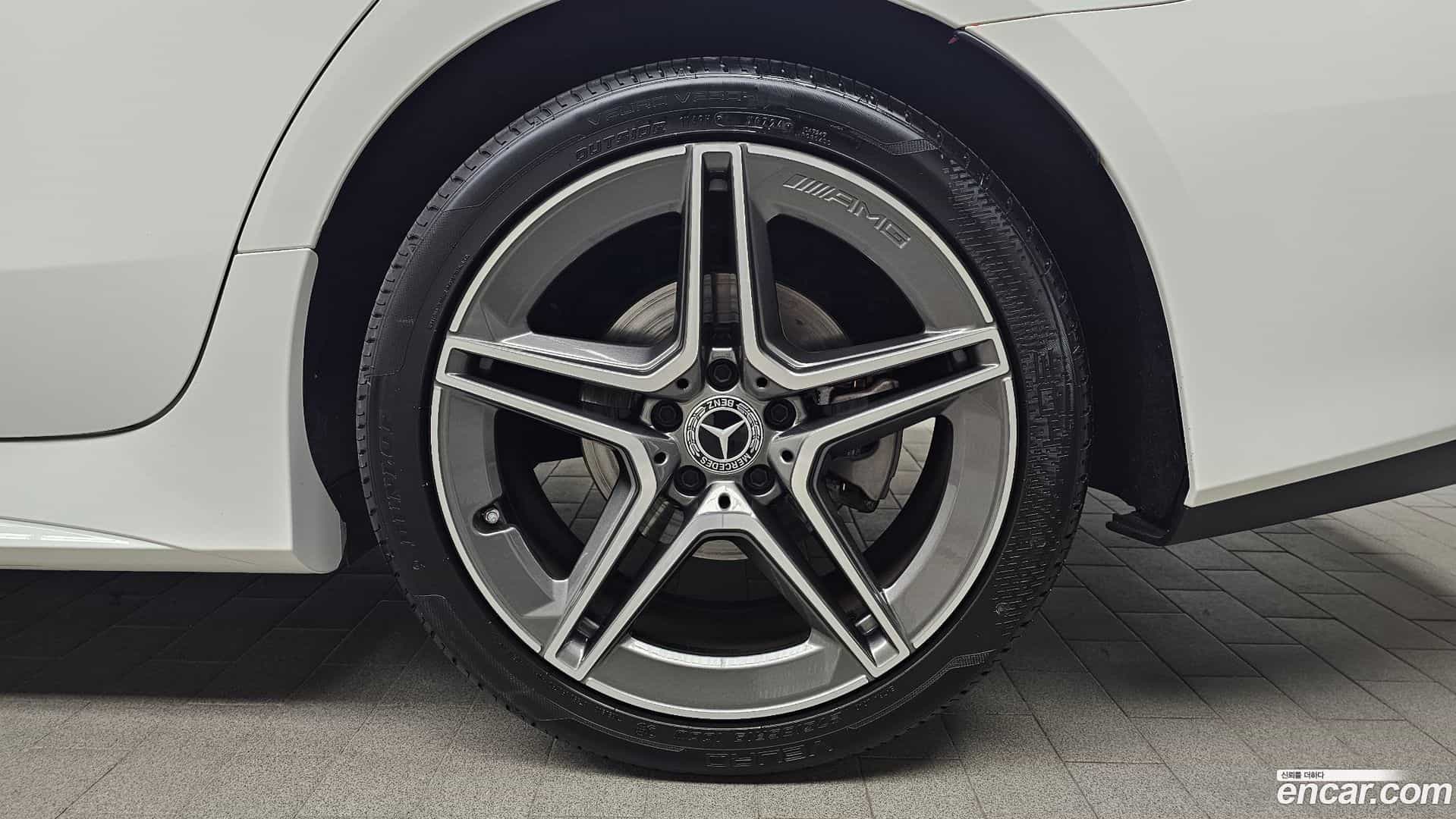 CLS-Class Mercedes-Benz 2022.6-OUTER-031