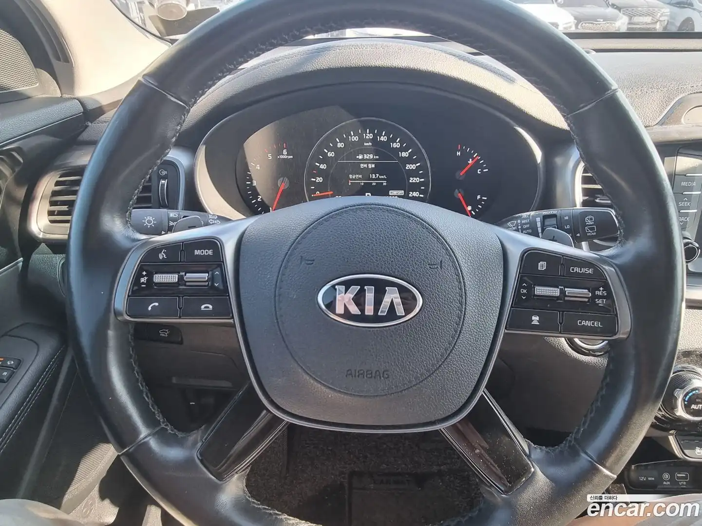 Sorento Kia 2018.3-INNER-010