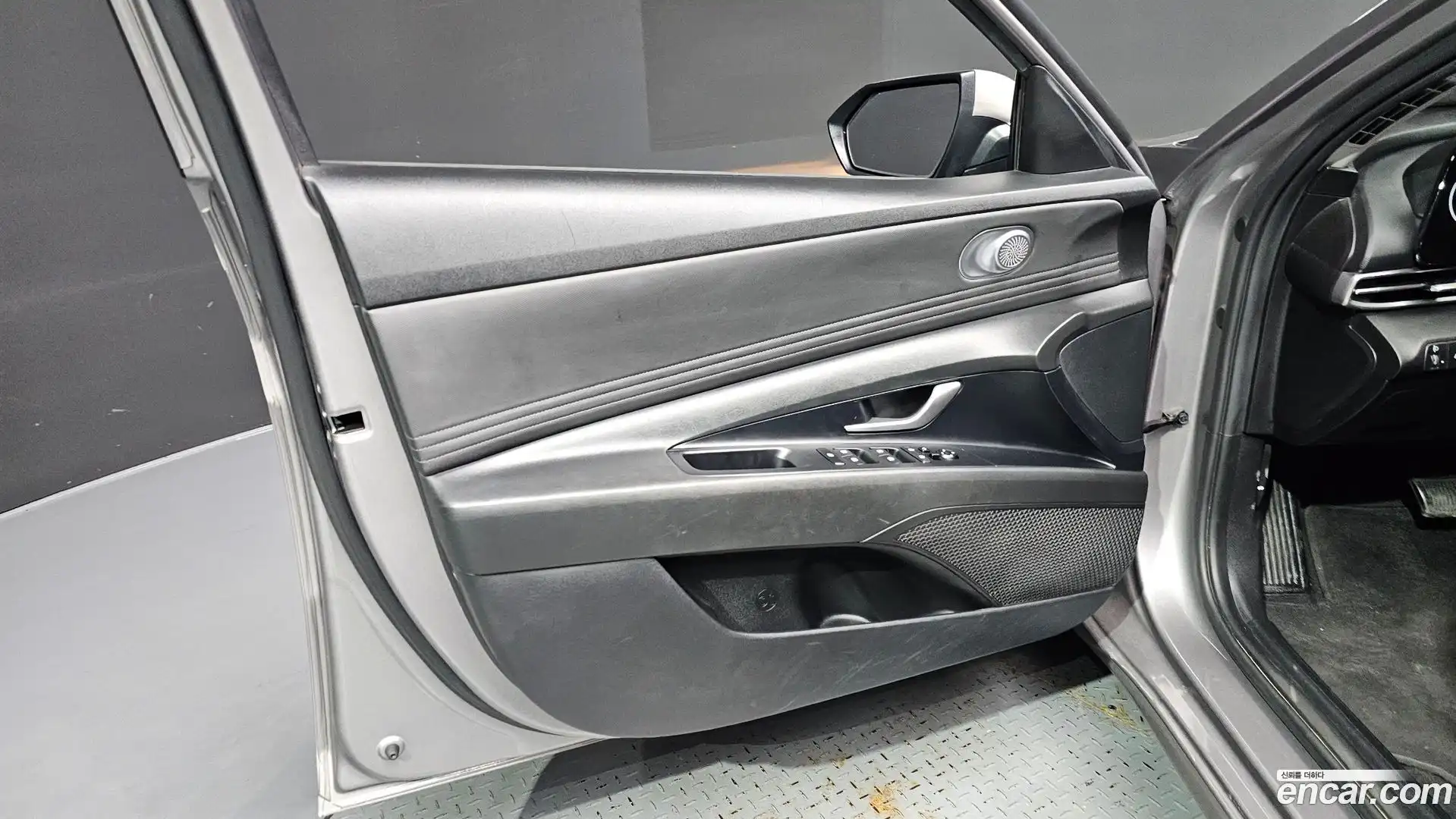 AVANTE Hyundai 2021.2-INNER-034