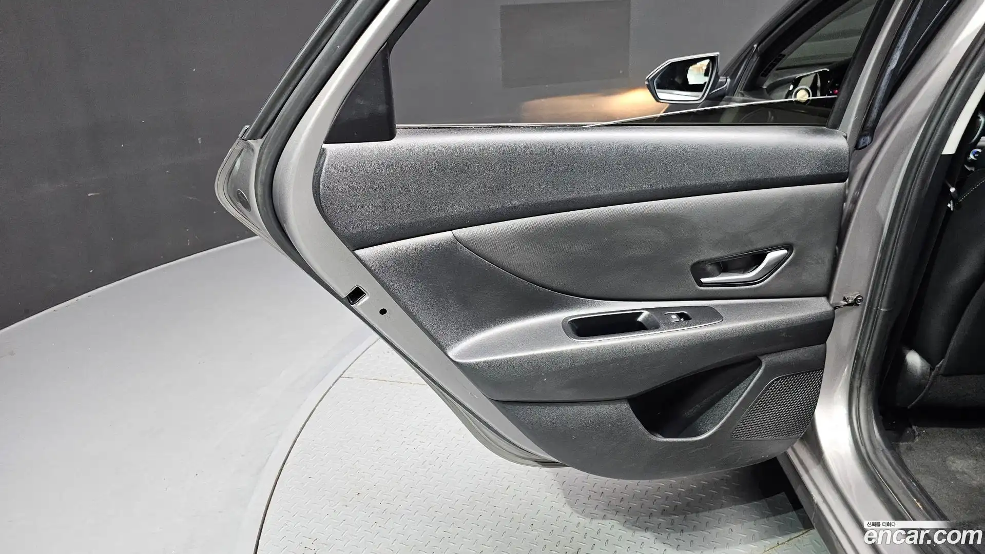 AVANTE Hyundai 2021.2-INNER-035