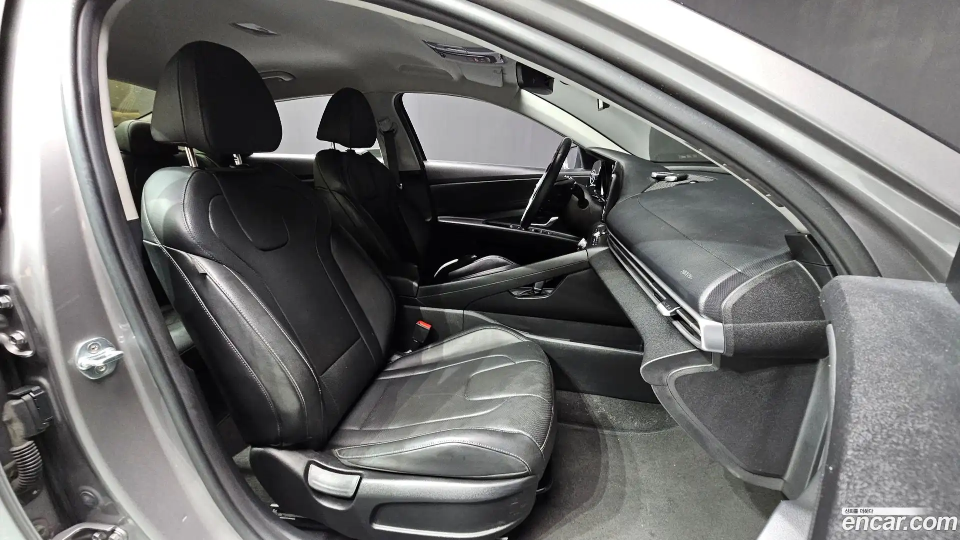 AVANTE Hyundai 2021.2-INNER-036