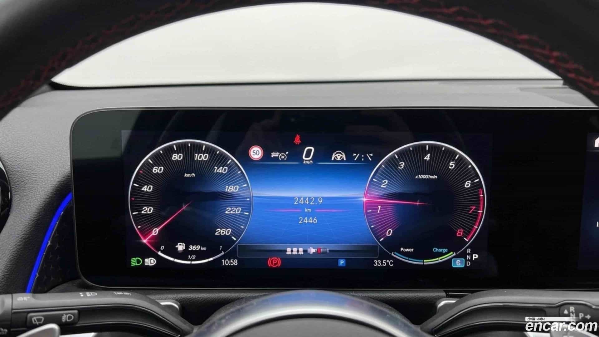 GLB-Class Mercedes-Benz 2025.5-INNER-008