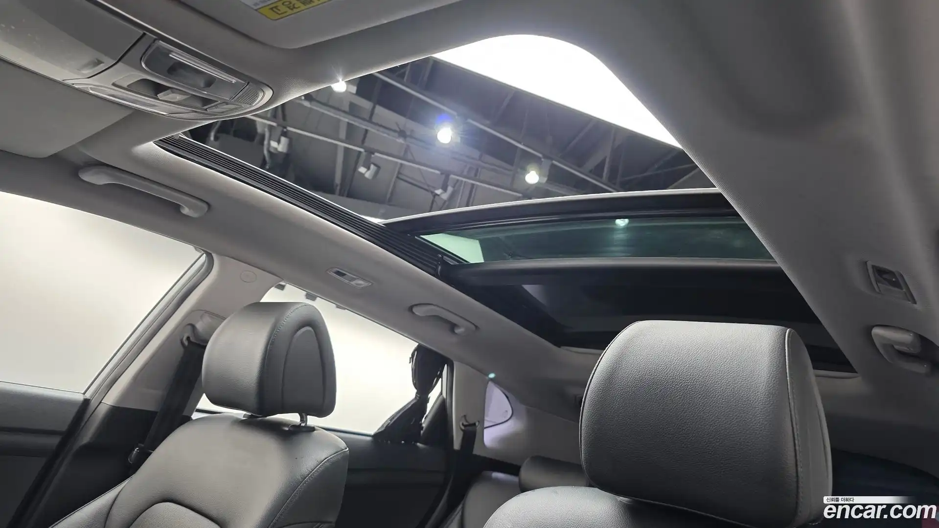 Tucson Hyundai 2017.8-OPTION-021