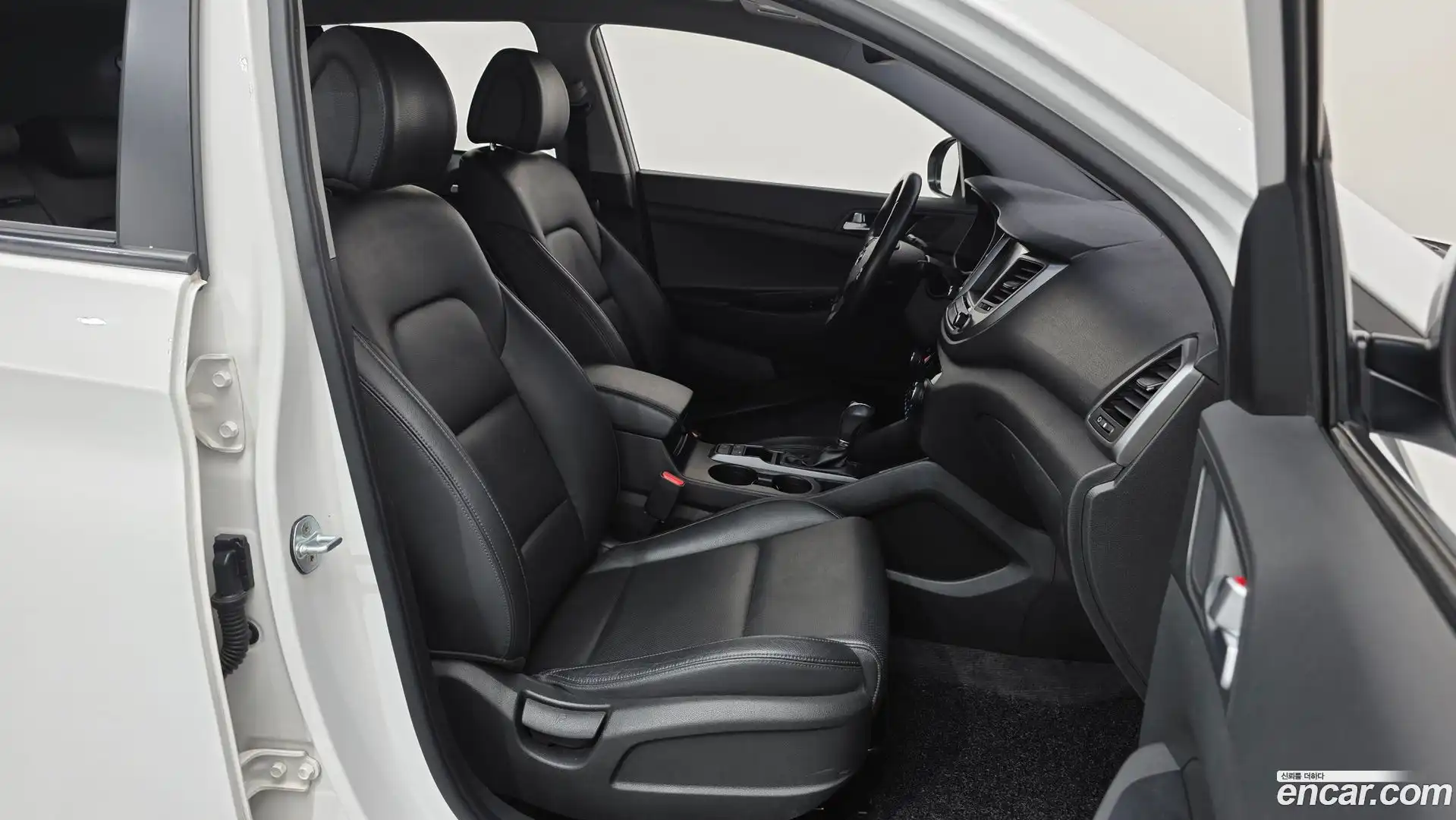 Tucson Hyundai 2017.8-INNER-036