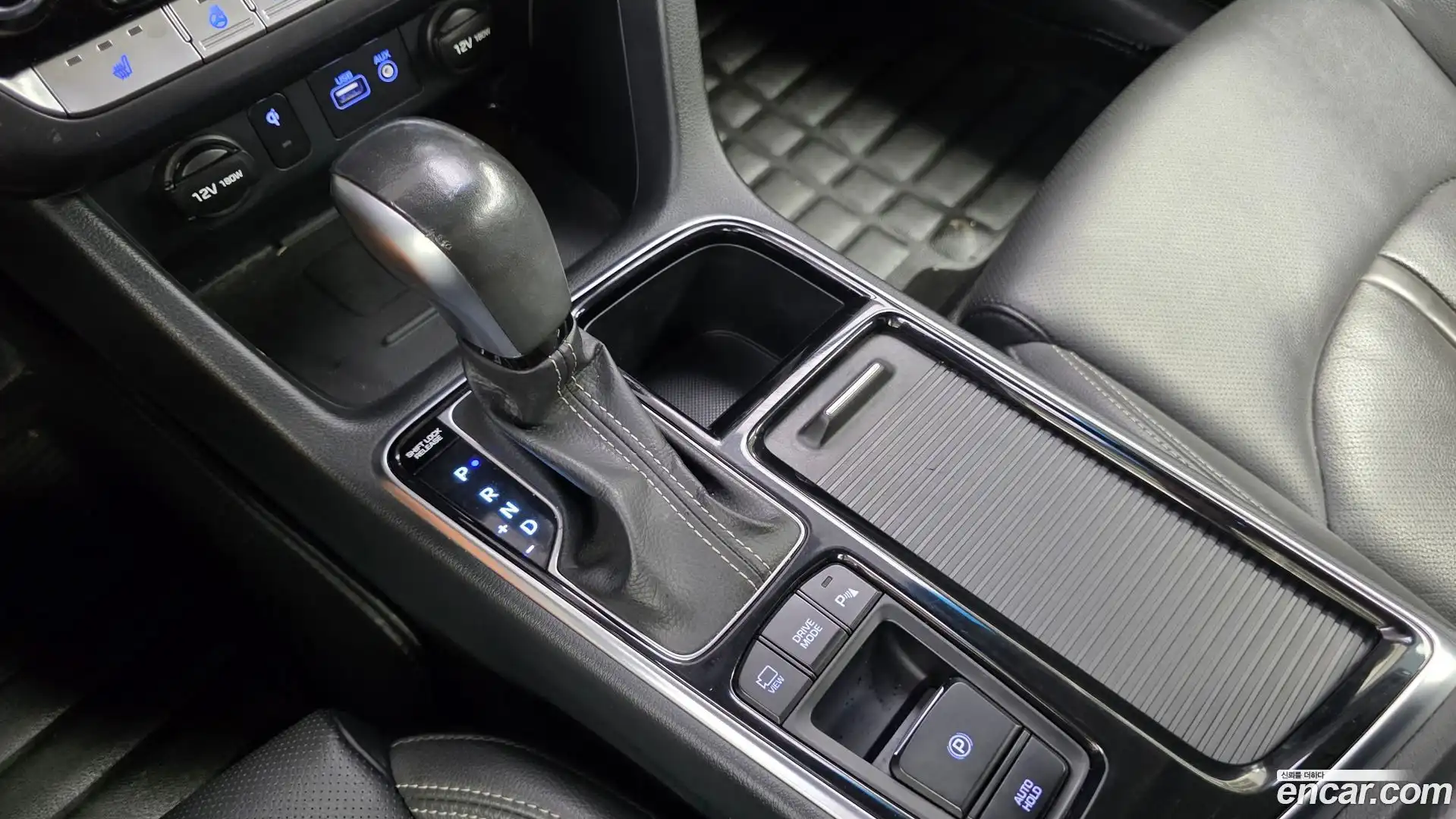 Sonata Hyundai 2018.9-INNER-009