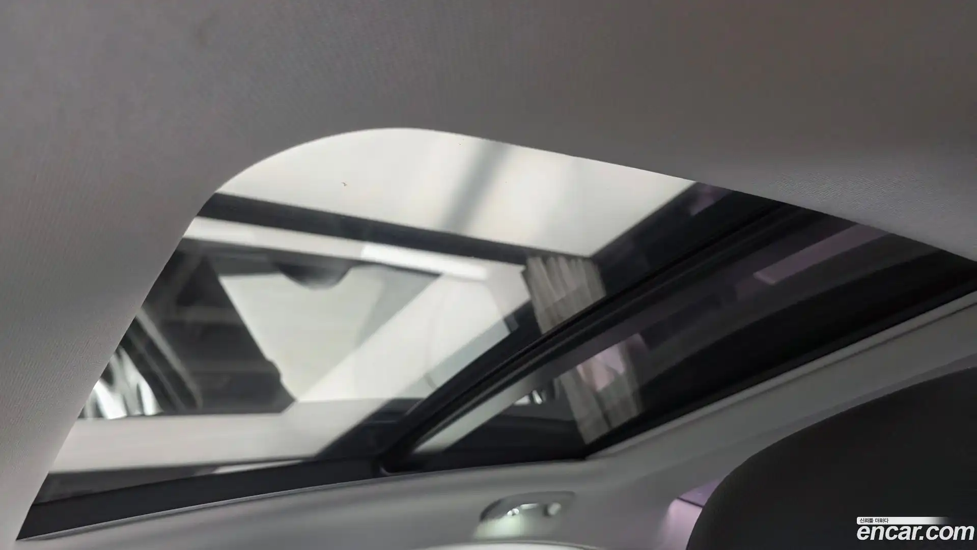 Sonata Hyundai 2018.9-OPTION-023