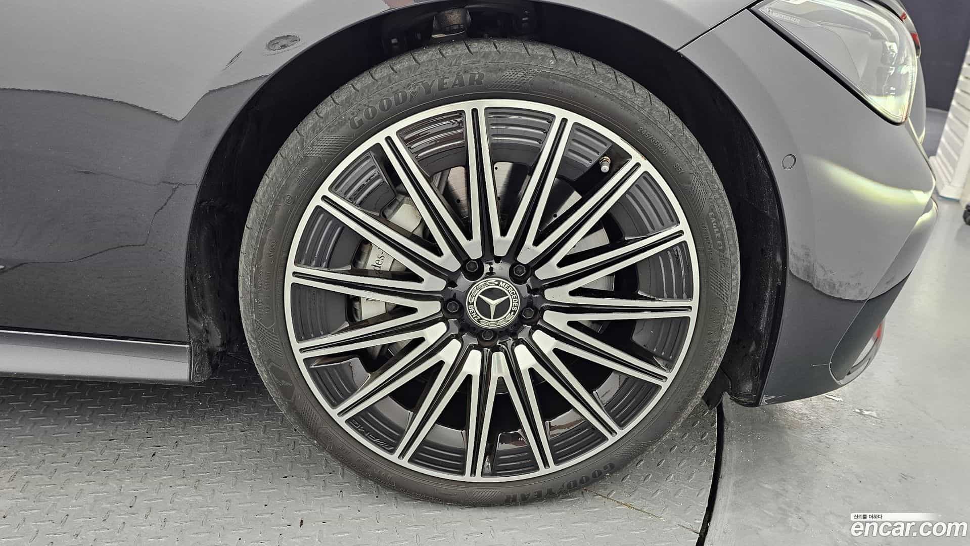 CLE-Class Mercedes-Benz 2024.6-OUTER-031