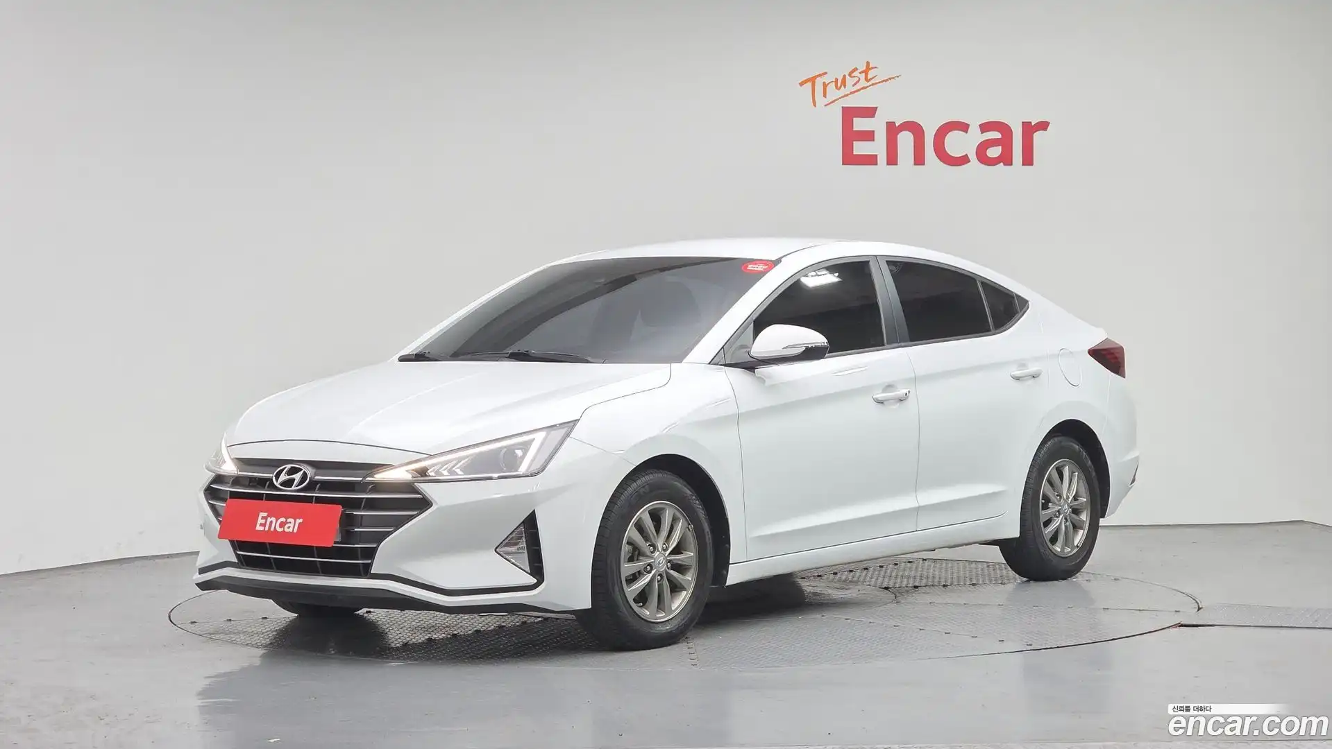 AVANTE Hyundai 2020.2-OUTER-001