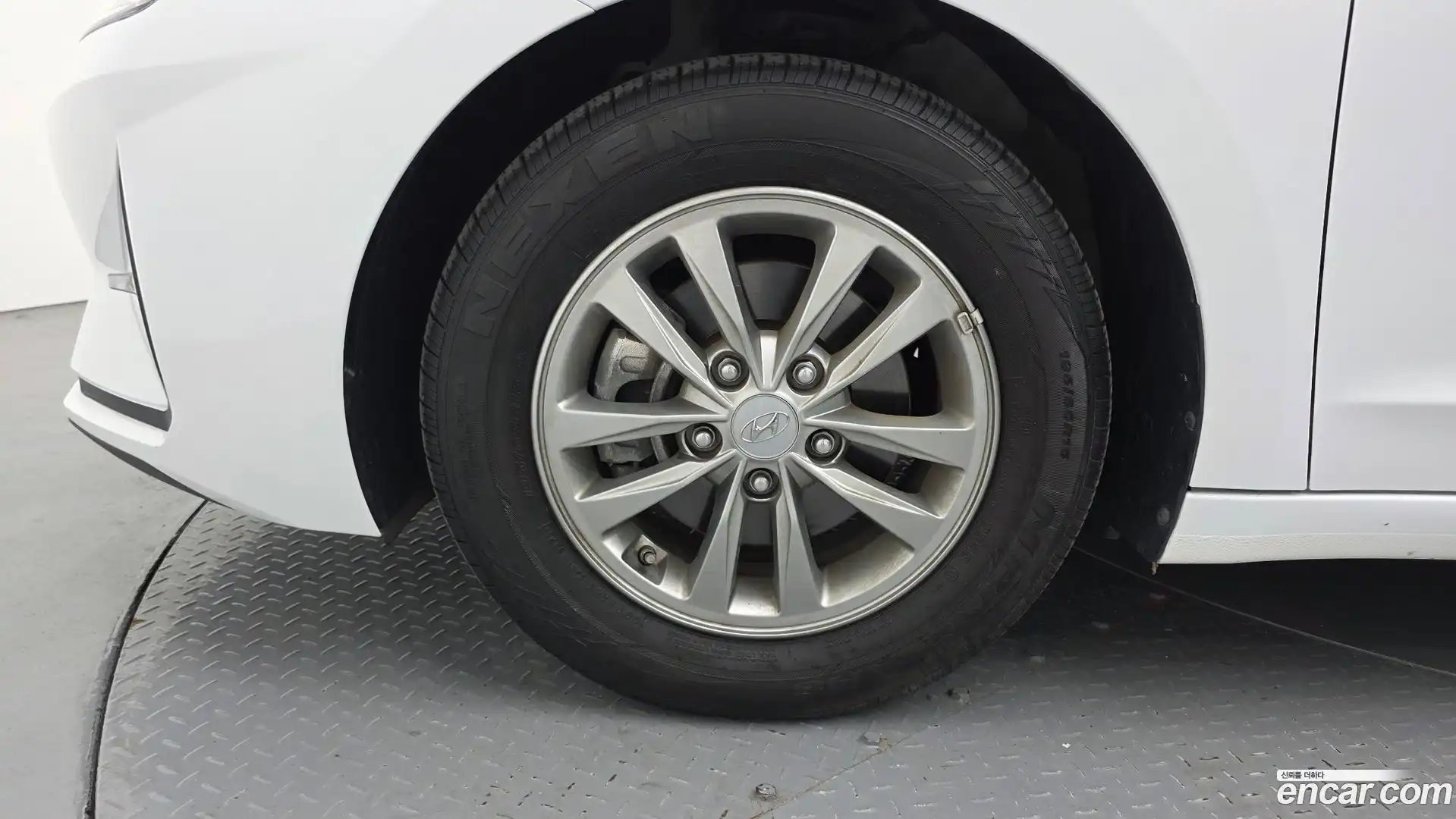 AVANTE Hyundai 2020.2-OUTER-005