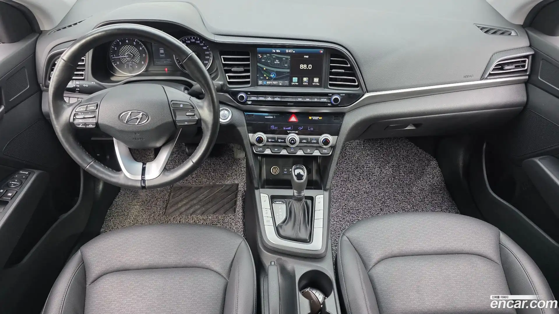AVANTE Hyundai 2020.2-INNER-007