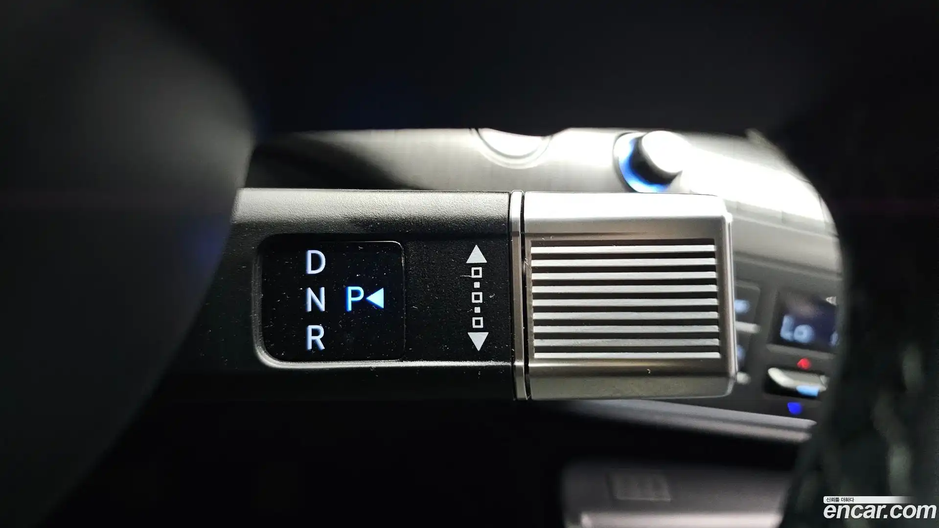 Kona Hyundai 2023.6-INNER-009