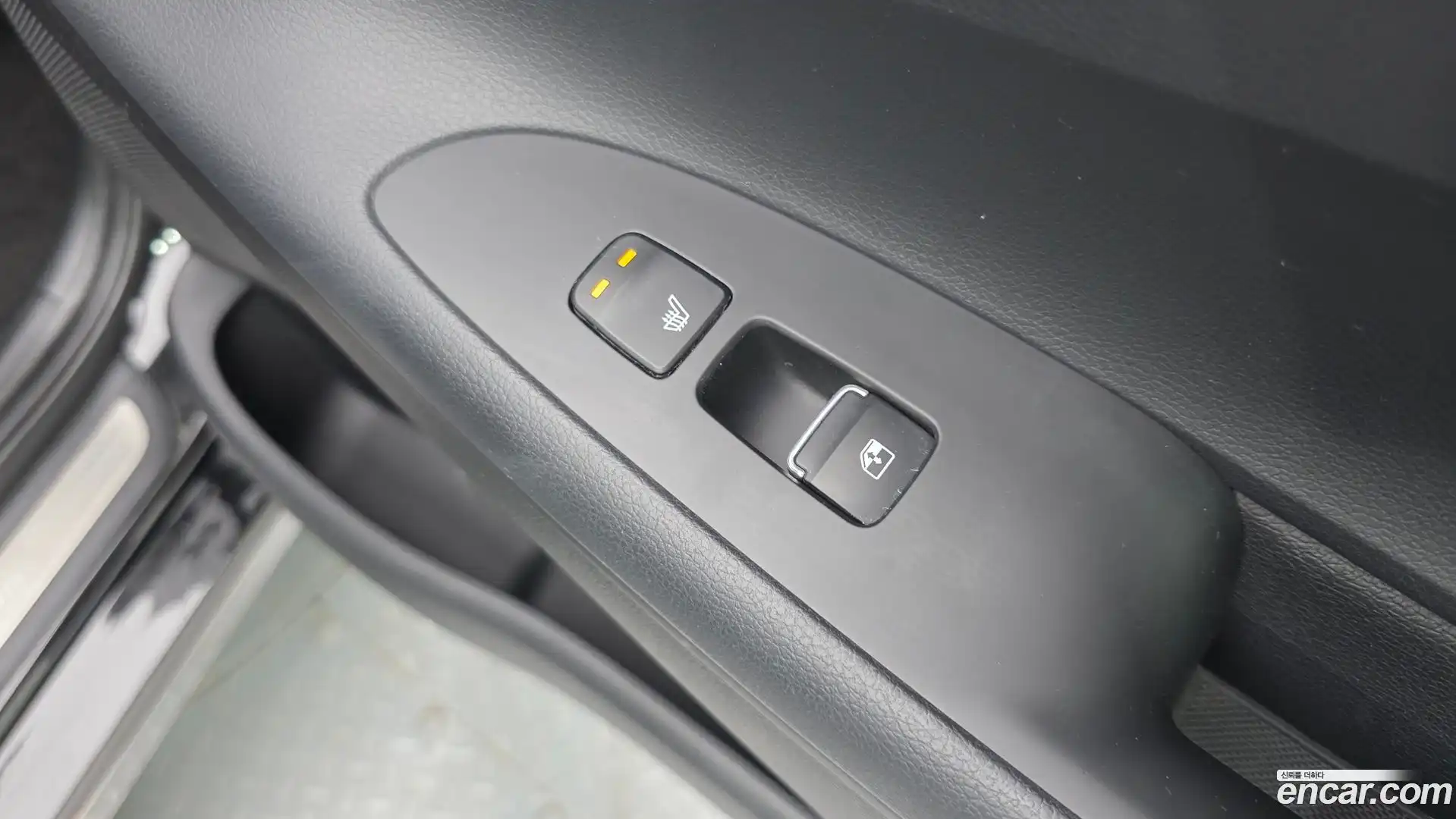 Grandeur Hyundai 2022.4-OPTION-023