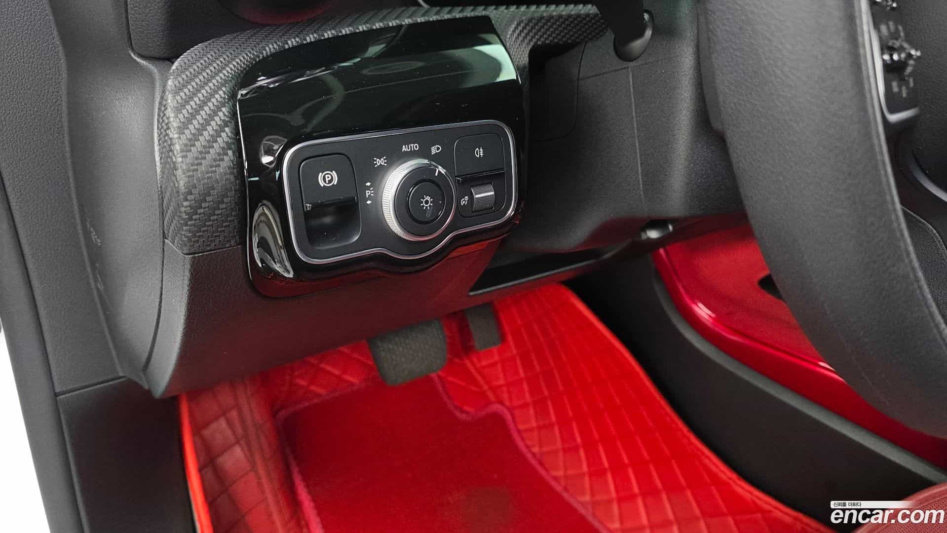 A-Class Mercedes-Benz 2020.4-OPTION-022