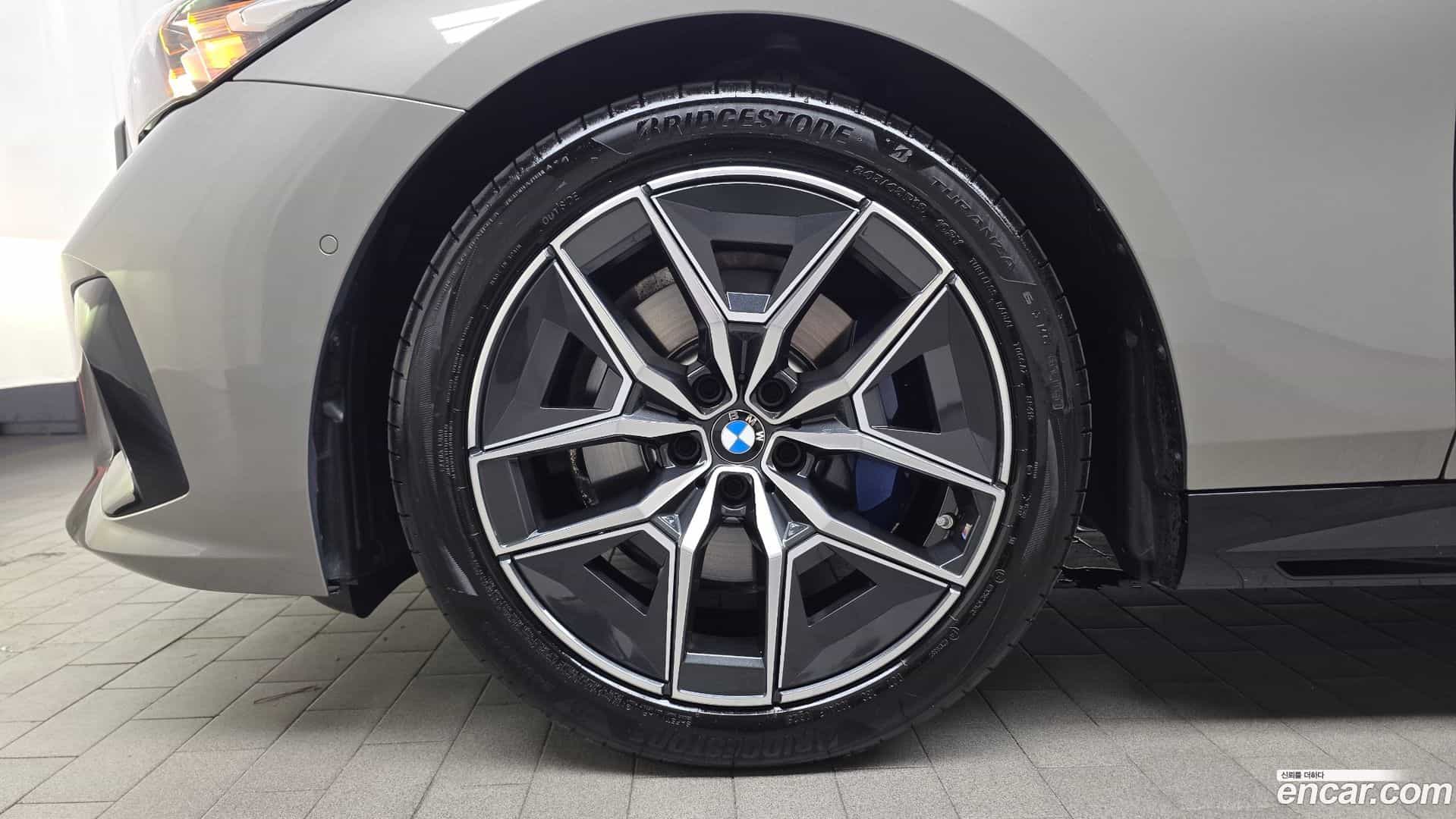 5-Series BMW 2025.6-OUTER-005