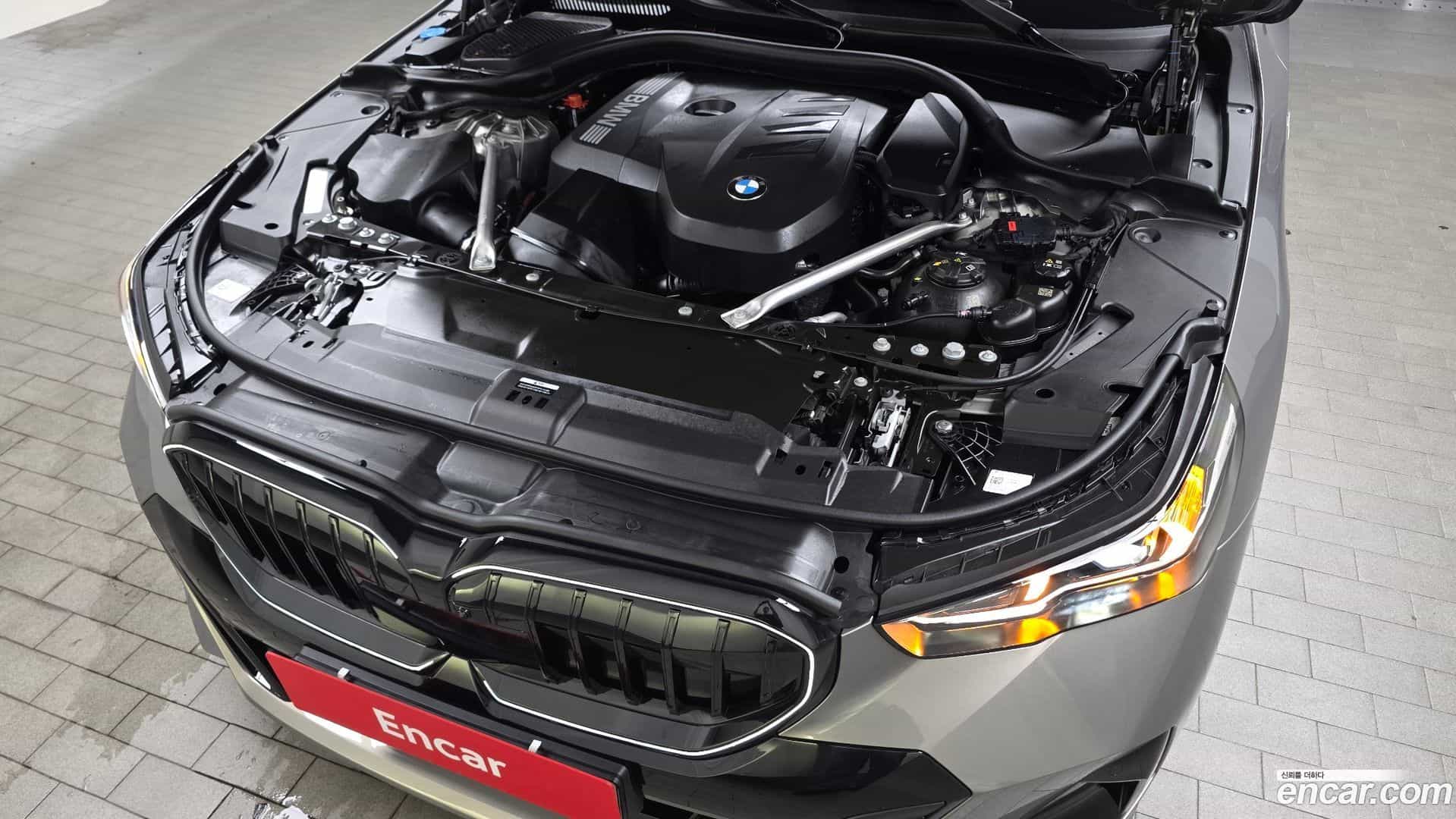 5-Series BMW 2025.6-OUTER-006