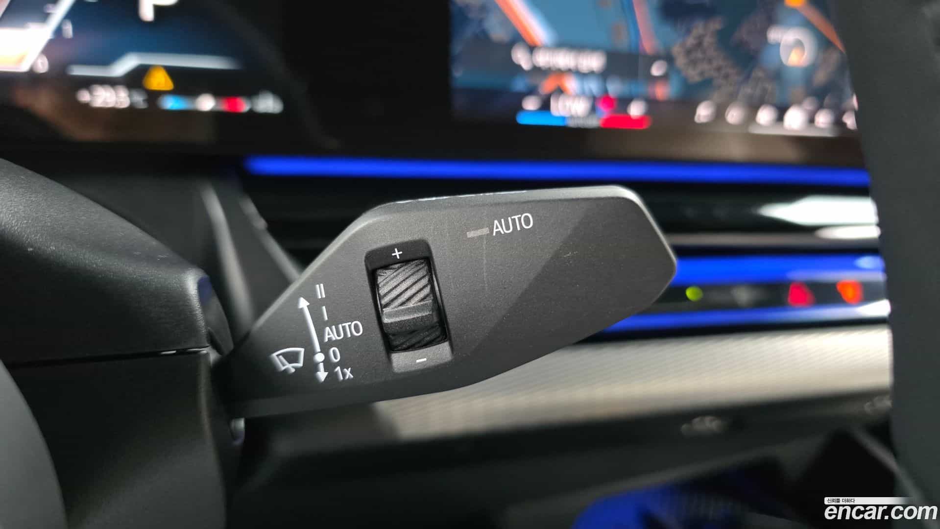 5-Series BMW 2025.6-OPTION-041