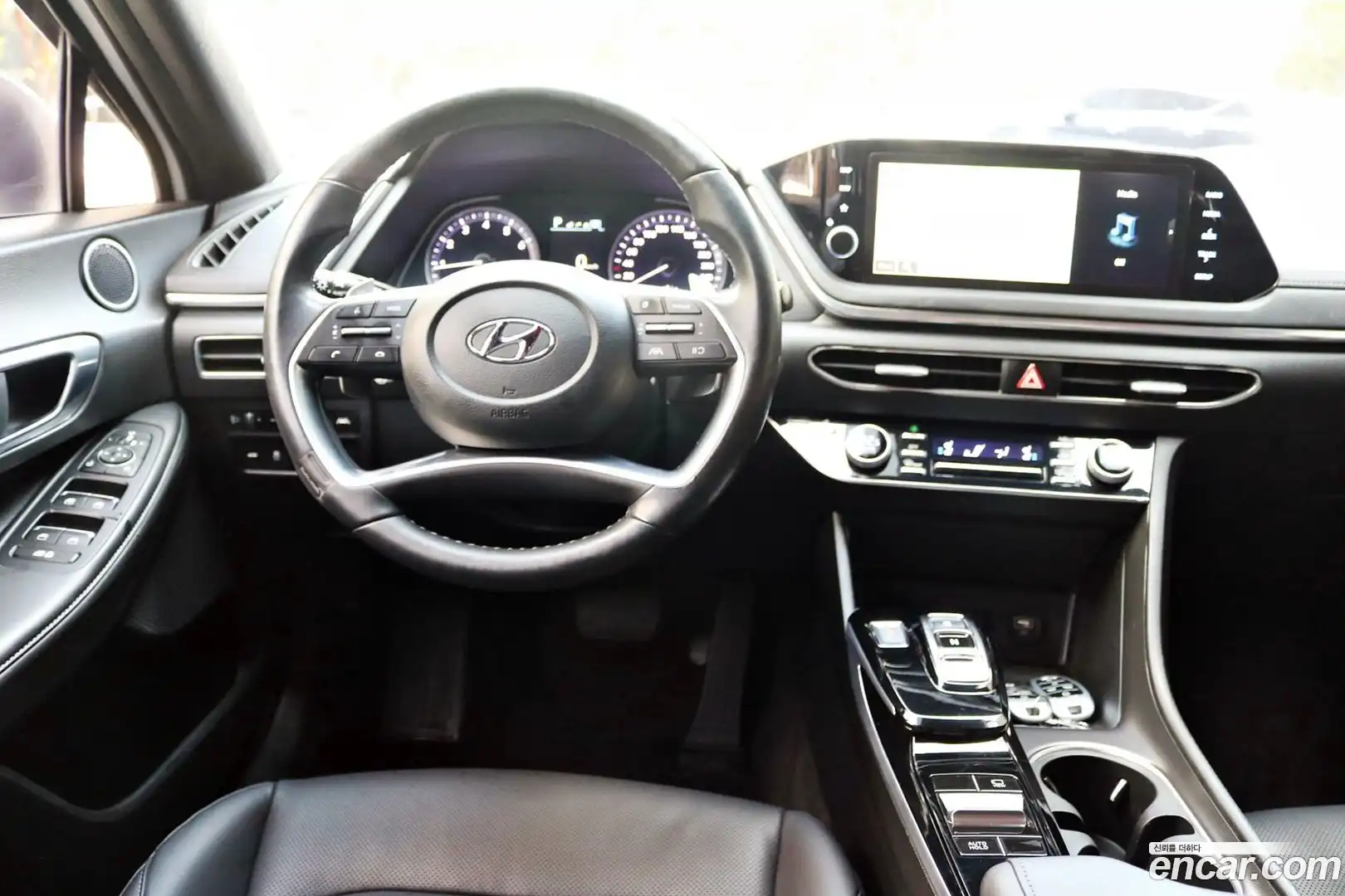Sonata Hyundai 2022.8-INNER-010